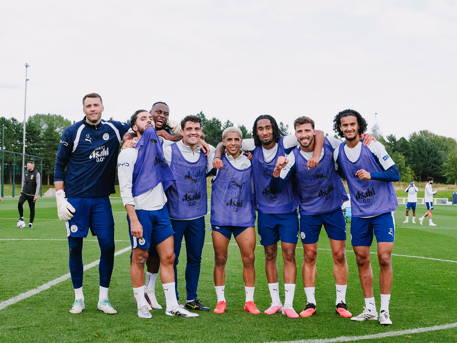 Manchester City players during a practice session. (Photo: X/ @ManCity)