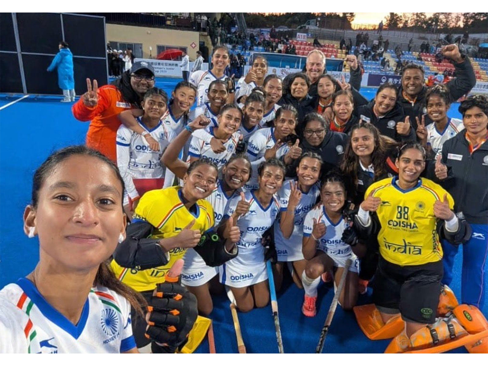 India women's junior hockey team (Photo: X/@KirenRijiju)