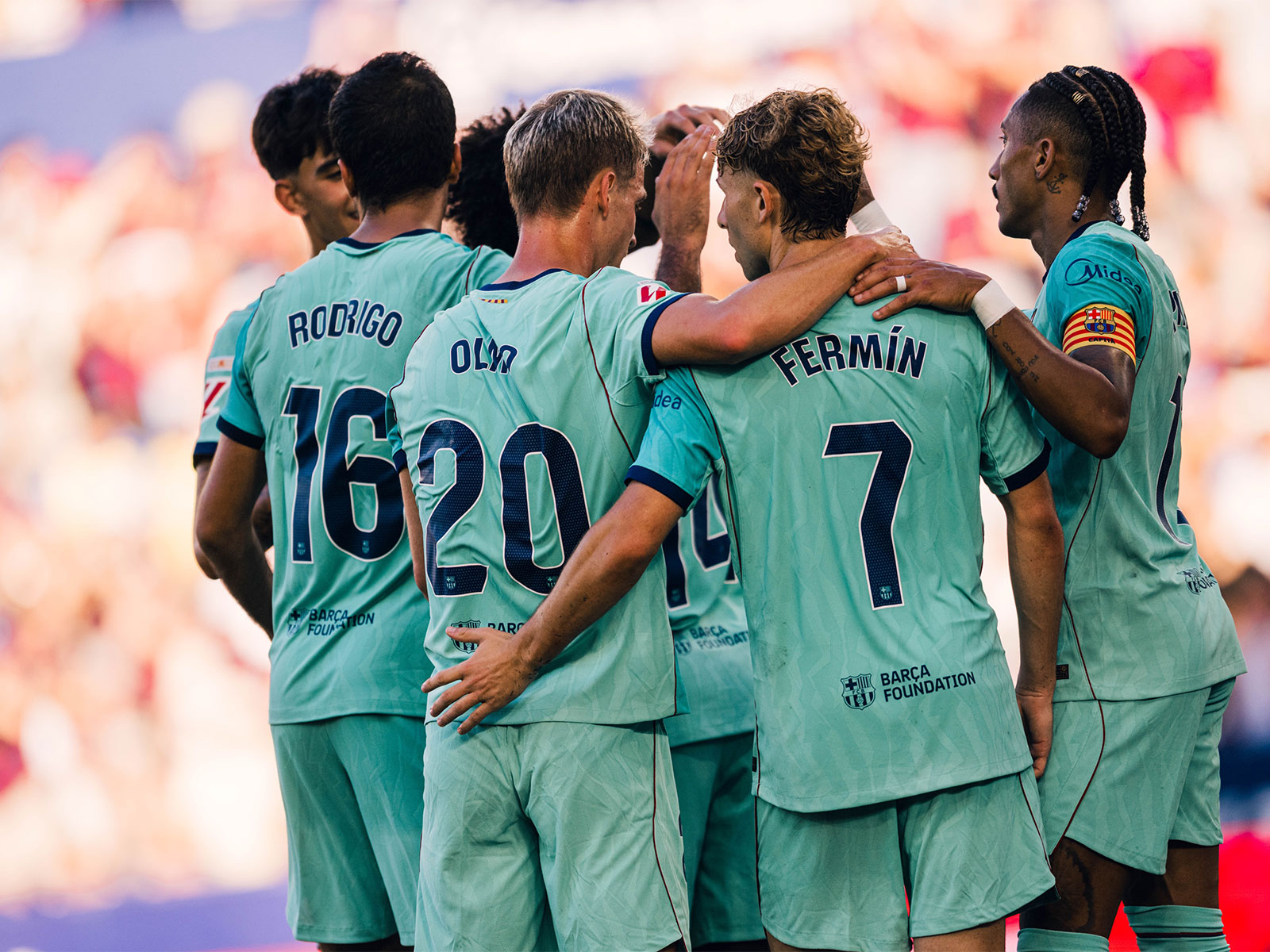 Barcelona players celebrating (Photo: X/@FCBarcelona)