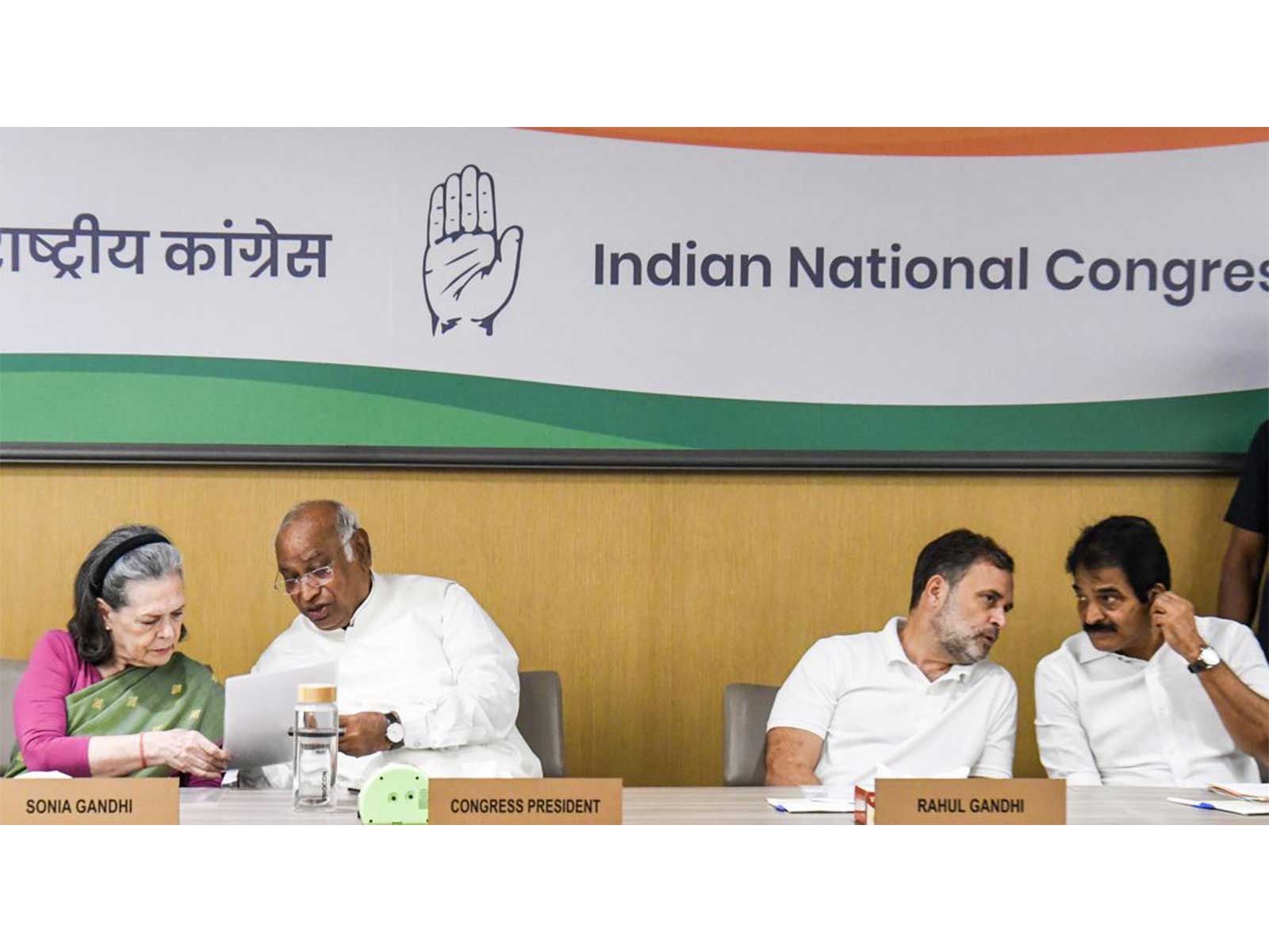 CPP Chairperson Sonia Gandhi, Congress chief Mallikarjun Kharge, LoP in Lok Sabha Rahul Gandhi and Gen Secy (O) KC Venugopal (File Photo/ANI)