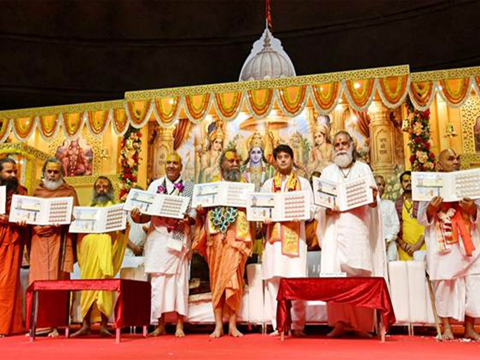 Union Minister Jyotiraditya Scindia releases commemorative stamp in honour of Sant Malukdas Ji (Photo:PIB) 
