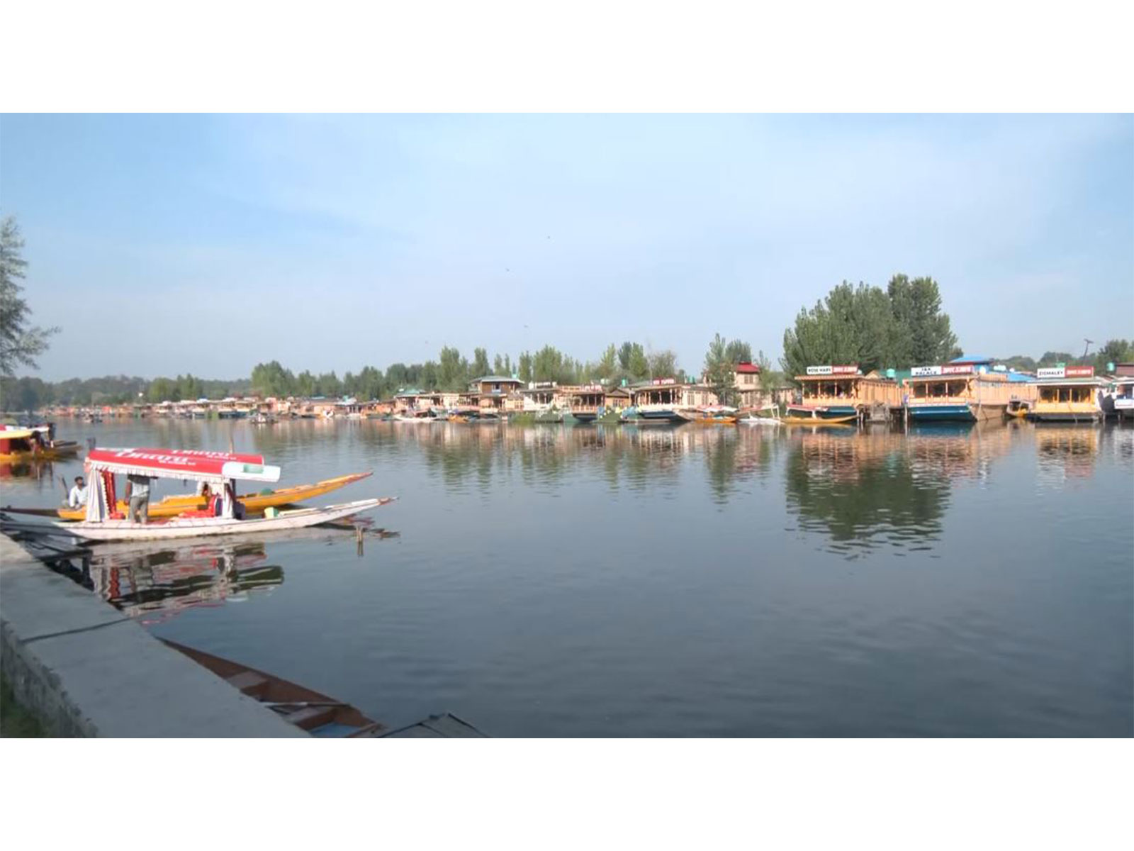 Shikara Rides at Dal Lake, Srinagar (photo/ANI)