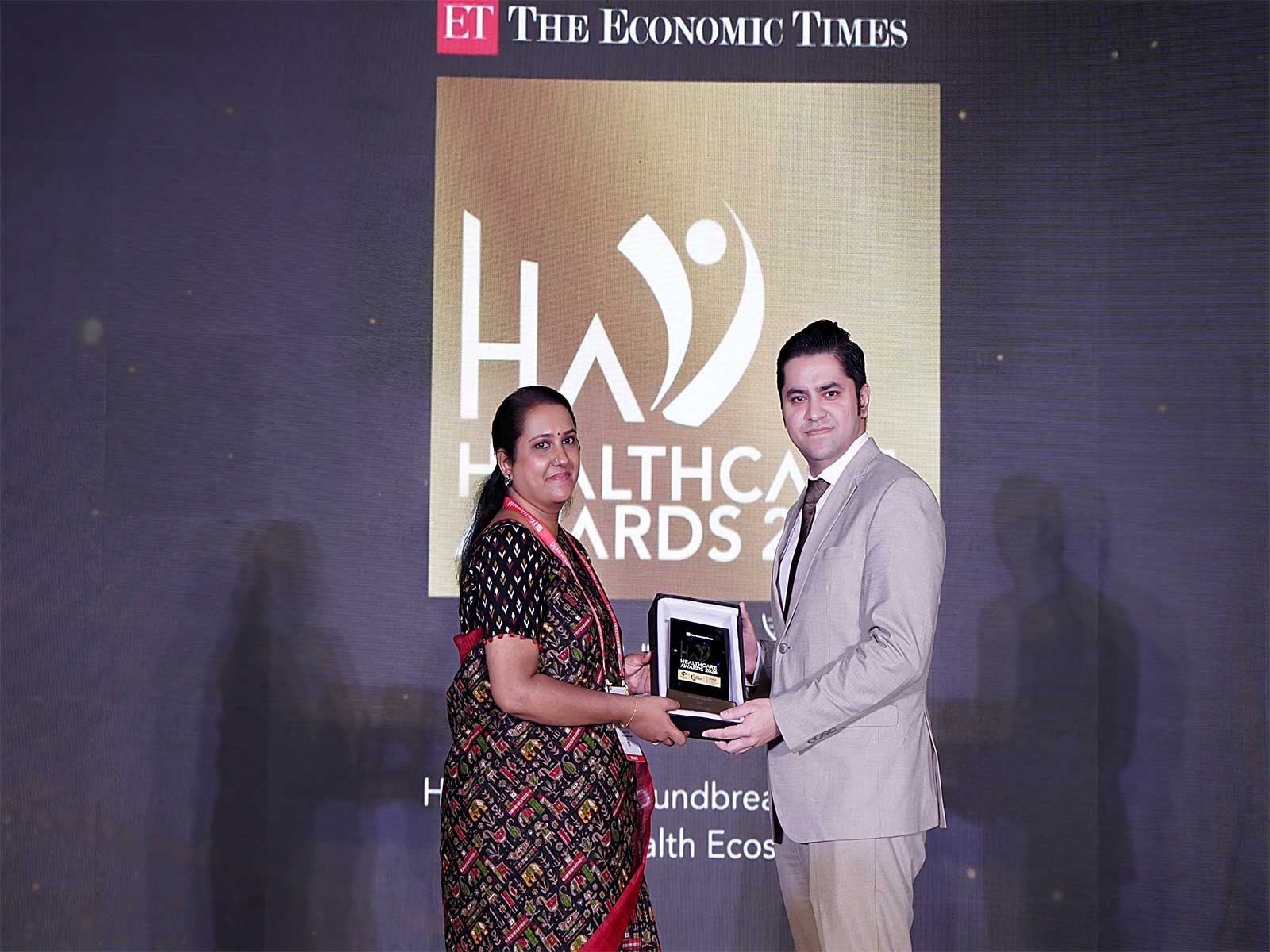 Navi Mumbai Cardiologist Dr. Amit Singh, of Heartwise Cardiology awarded 'Cardiologist of the Year'