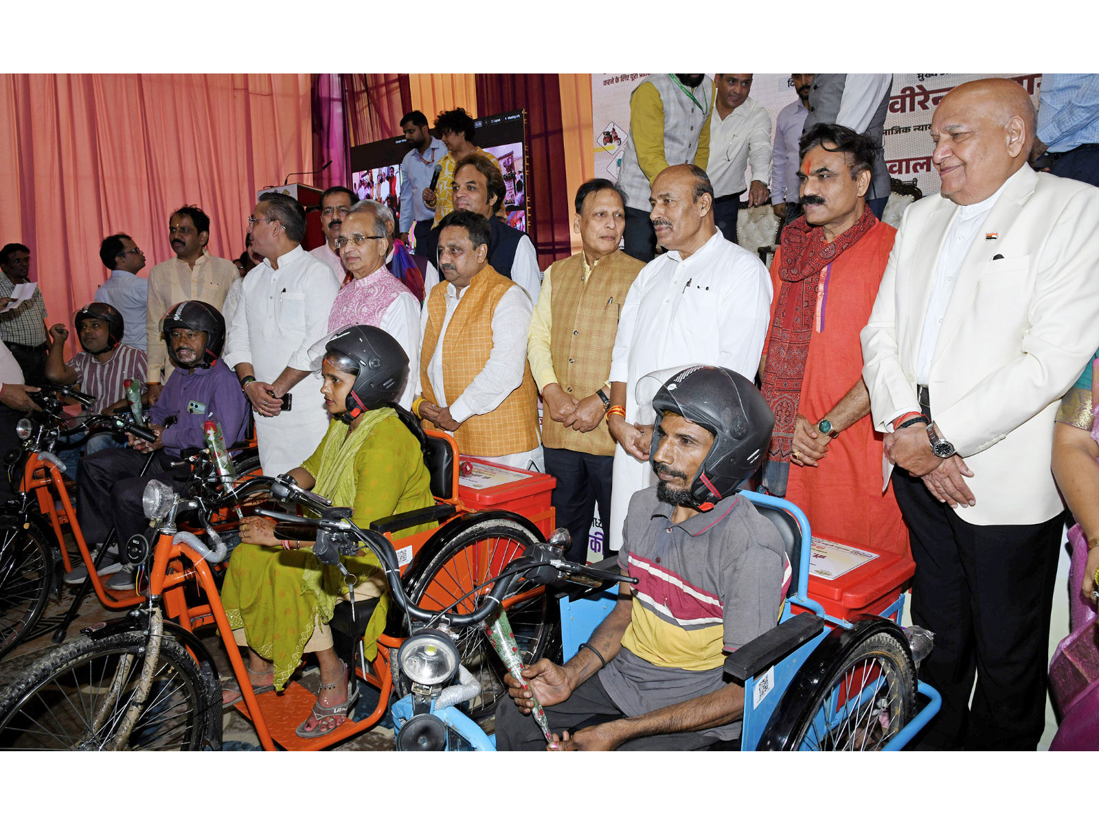 Department of Empowerment of Persons with Disabilities (DEPwD), Ministry of Social Justice & Empowerment, through ALIMCO, organises Samajik Adhikarita Camp (Photo/ANI)