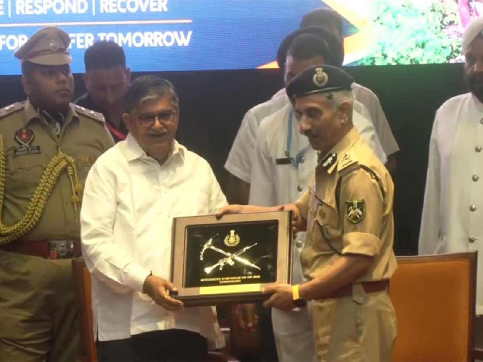  Punjab Governor Gulab Chand Kataria at  disaster management workshop (Photo/ANI)