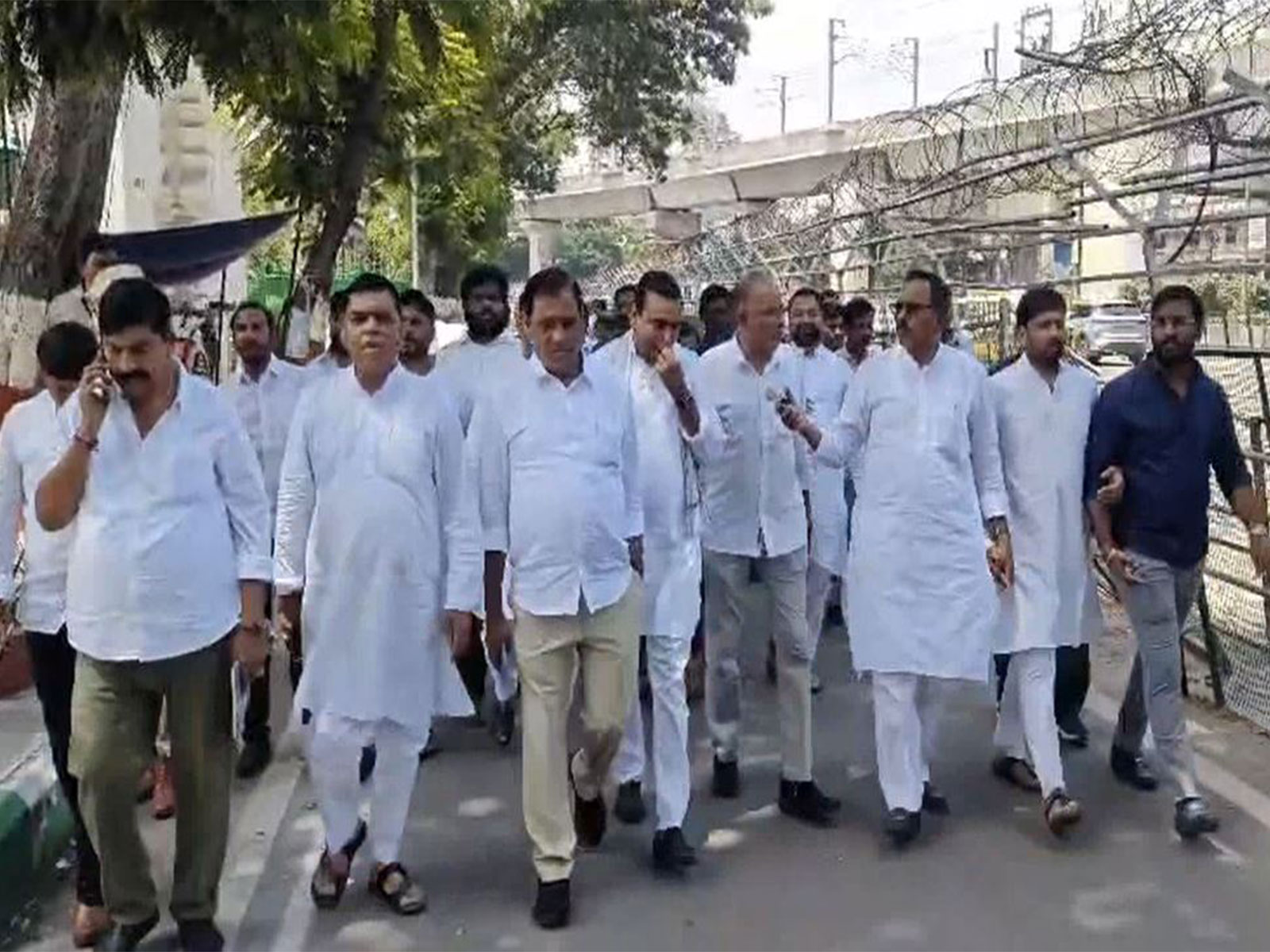 Congress MPs and MLCs leave for Siddipet to inspect alleged illegal land occupations (Photo\PRO Telangana Congress)