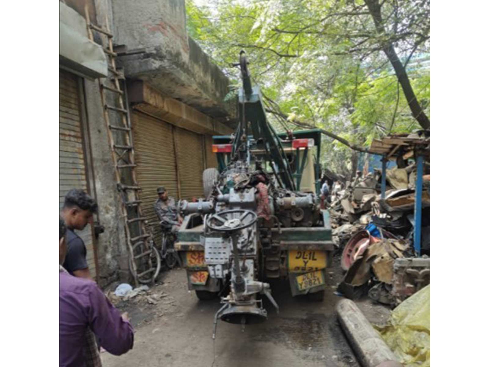 MCD conducts 41 demolition actions during city-wide enforcement drive (Photo/@MCD_Delhi)