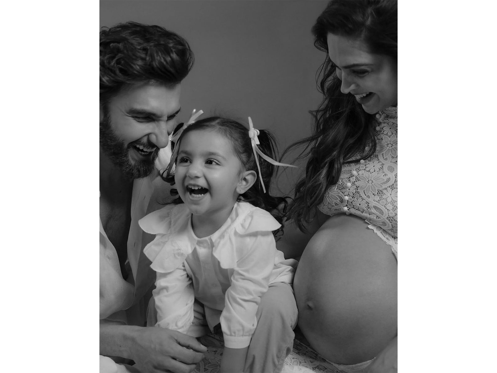 Ranveer, Deepika with their daughter Dua (Image source: Deepika's Instagram)