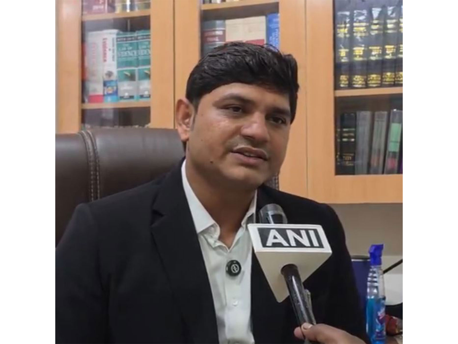 Advocate Nitin Bhalerao, associate of accused Siya's lawyer Vipul Dushing (Photo/ANI)