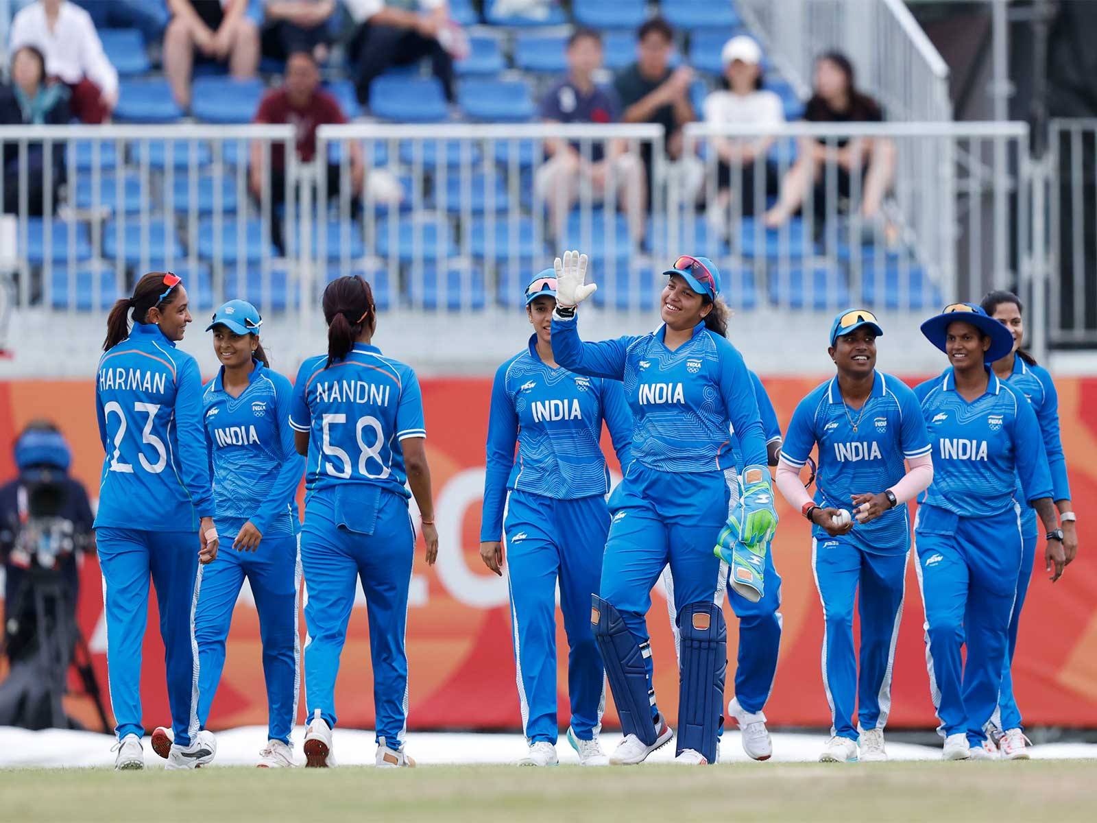 India women's cricket team celebrating (Photo: X/@BCCIWomen)