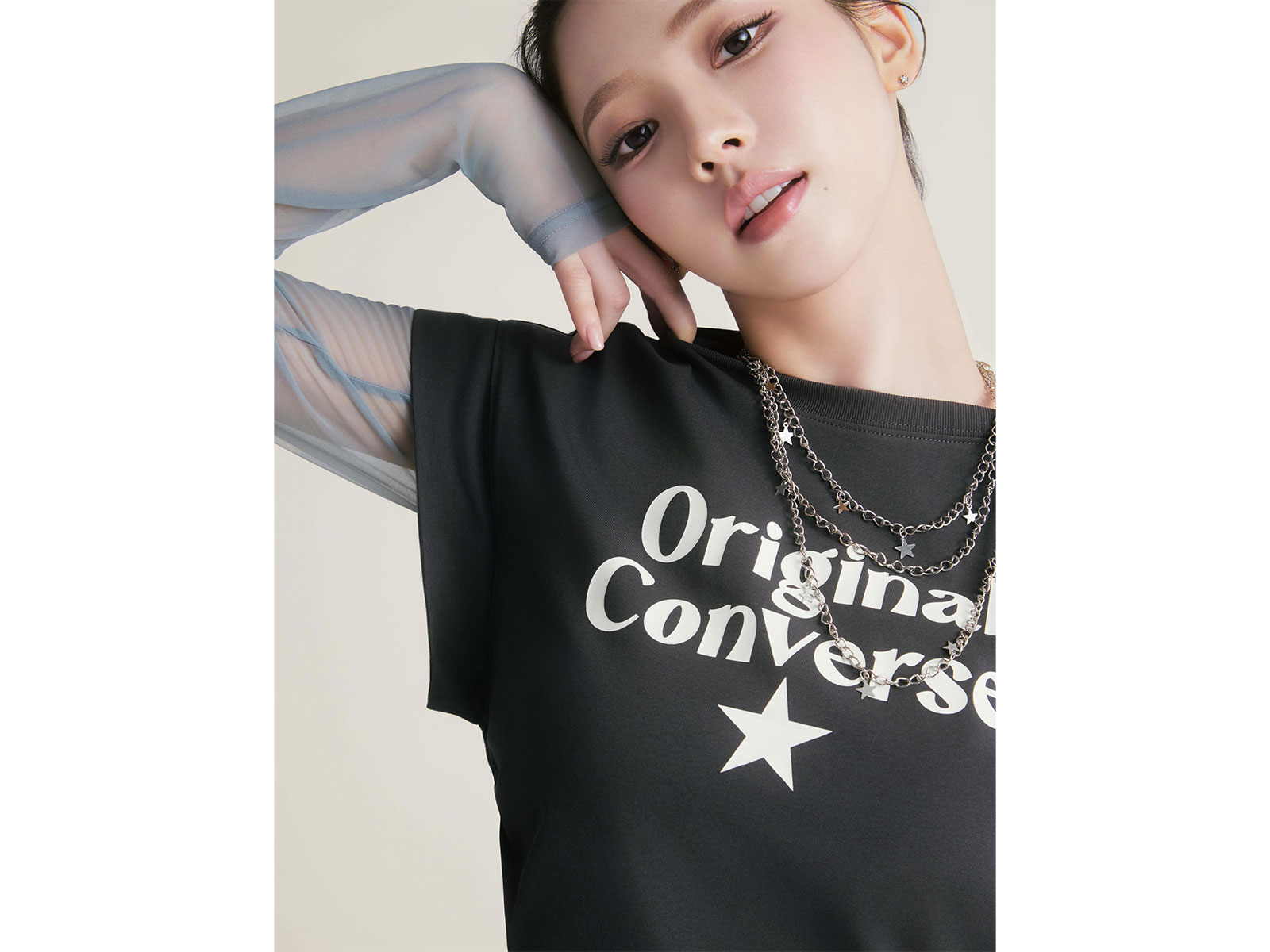 Karina (Photo/Instagram/@converse)