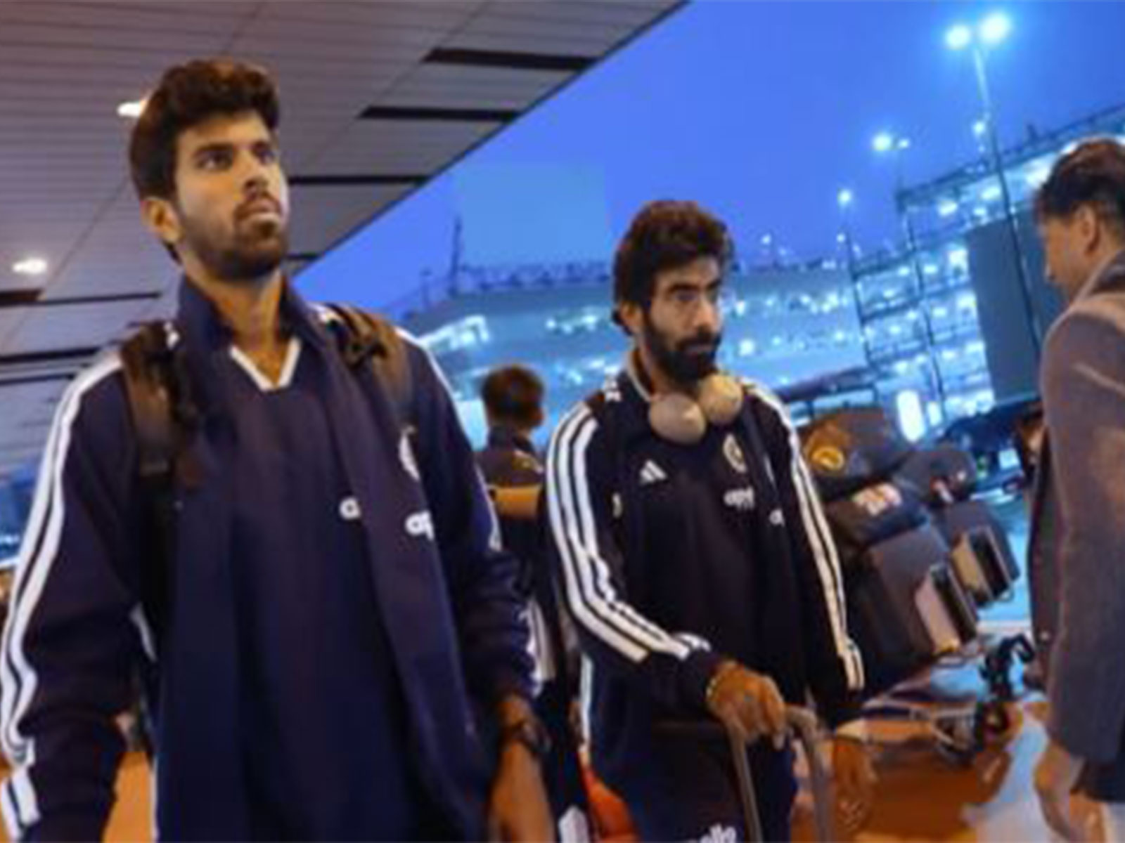 Washington Sundar and Jasprit Bumrah. (Photo: @BCCI X)