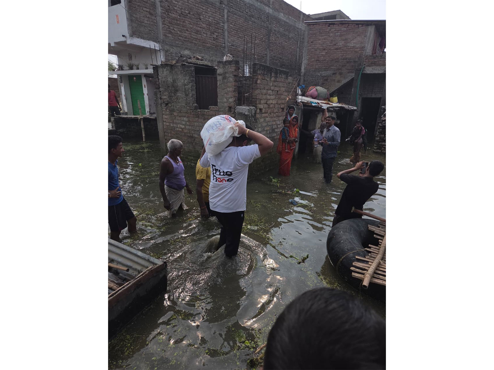 Relief materials being distributed among families (Photo/ True Hope Foundation)