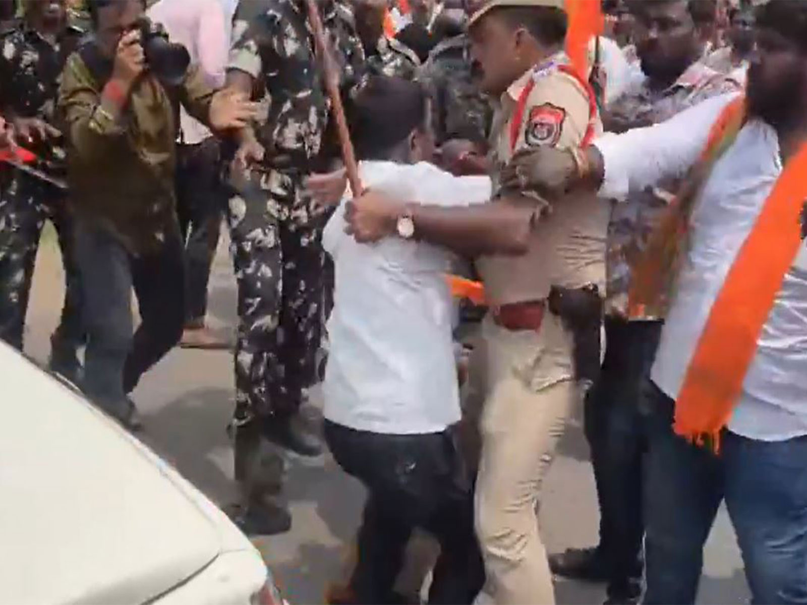 BJP and Hindu organisations staged a protest demanding that the government release water for Ganesh idol immersion. (Photo/ ANI)