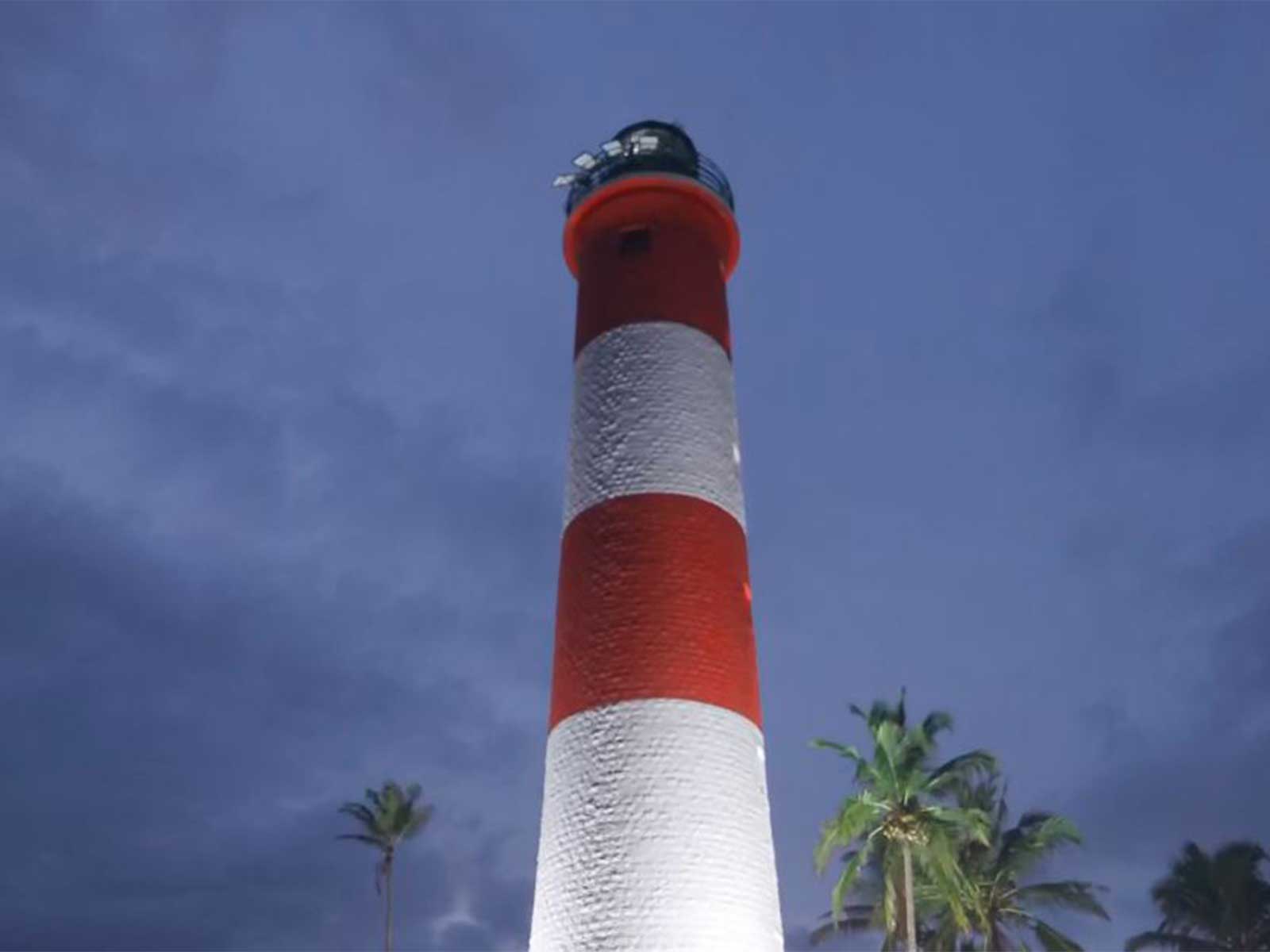 Vizhinjam Lighthouse Illuminated on 99th Lighthouse Day Celebrations (Photo/ANI) 