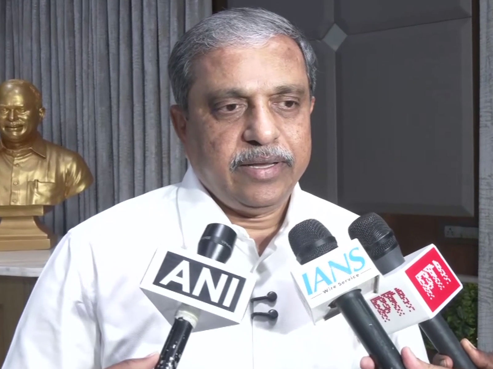  Yuvajana Sramika Rythu Congress Party (YSRCP) Andhra Pradesh Coordinator Sajjala Ramakrishna Reddy (Photo/ANI)