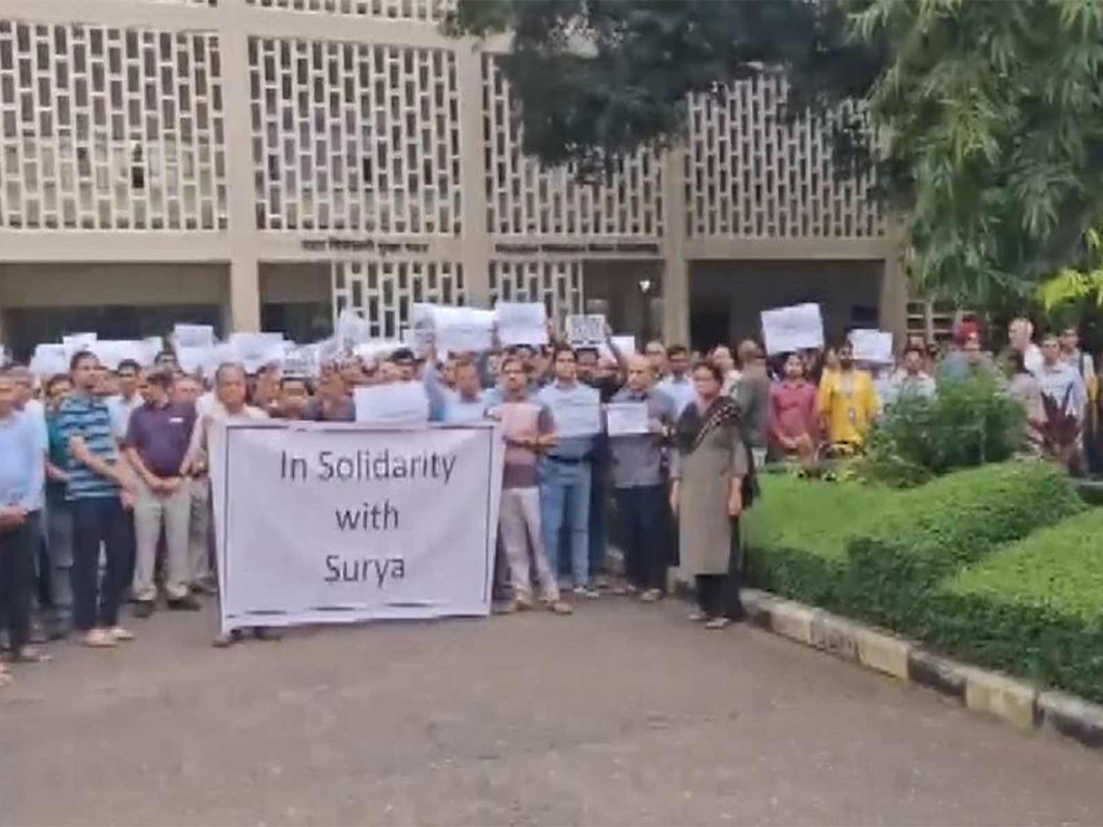 IIT Bombay Faculty Forum members stage a campus march in support of Professor Suryanarayana Doolla, who has been suspended from the deanship of IIT Bombay, in Mumbai (Photo/Video posted by Students)