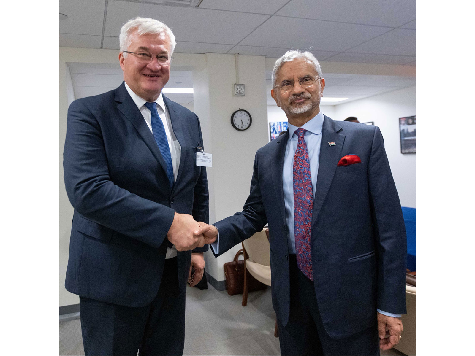 Ukrainian Foreign Minister Andrii Sybiha with External Affairs Minister S Jaishankar (Photo/X@DrSJaishankar)