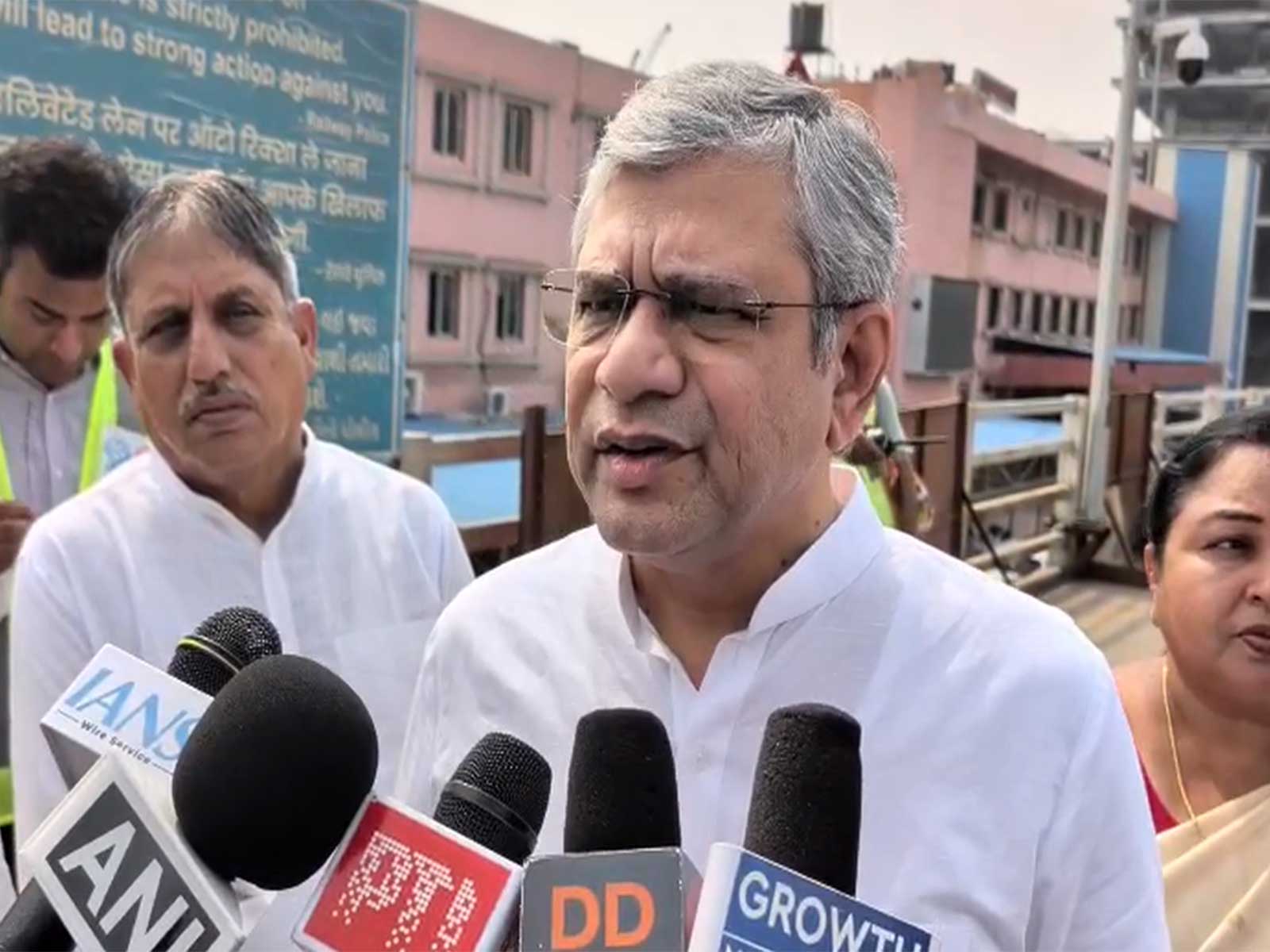 Union Railway Minister Ashwini Vaishnaw (Photo/ANI) 