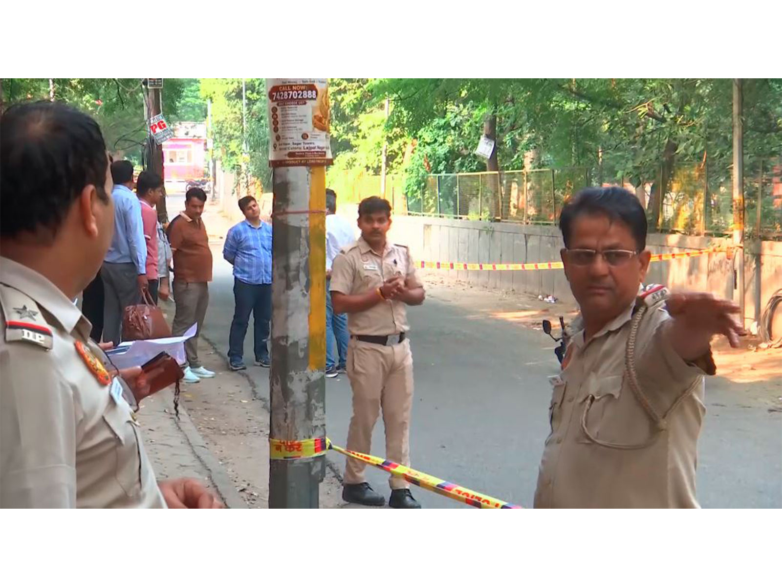 Delhi Police team at encounter site (Photo/ ANI)