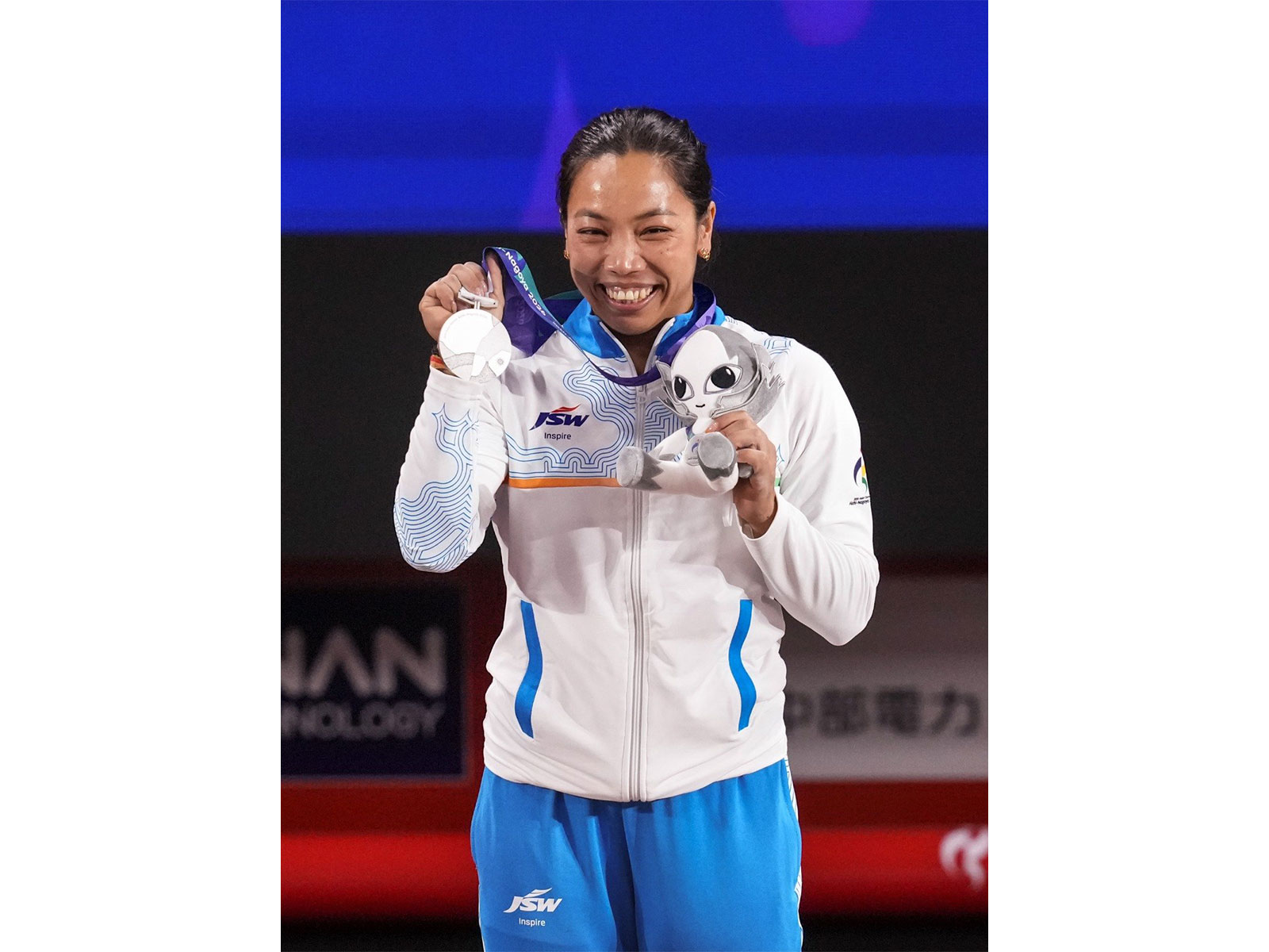 Indian weightlifter Mirabai Chanu. (Photo: X/ @PMOIndia)