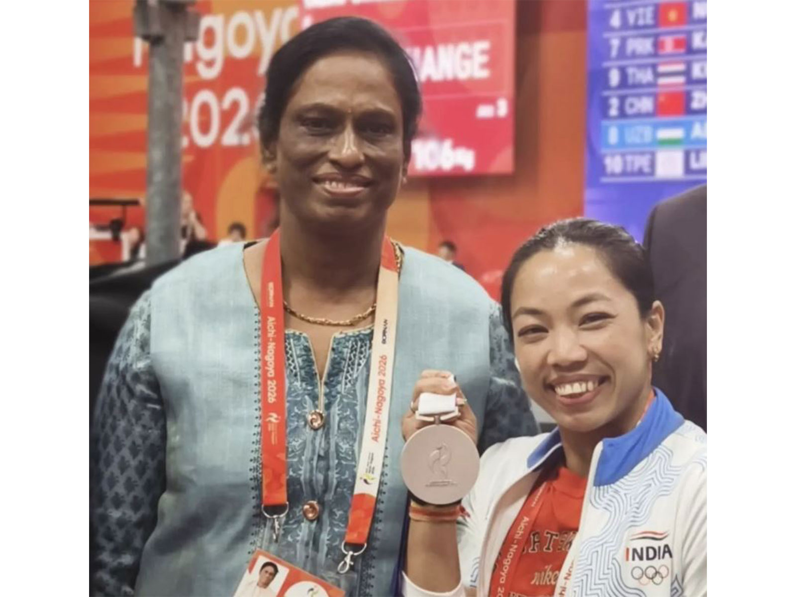 PT Usha with Asian Games silver medal winner Mirabia Chanu (Photo/@PTUshaOfficial)
