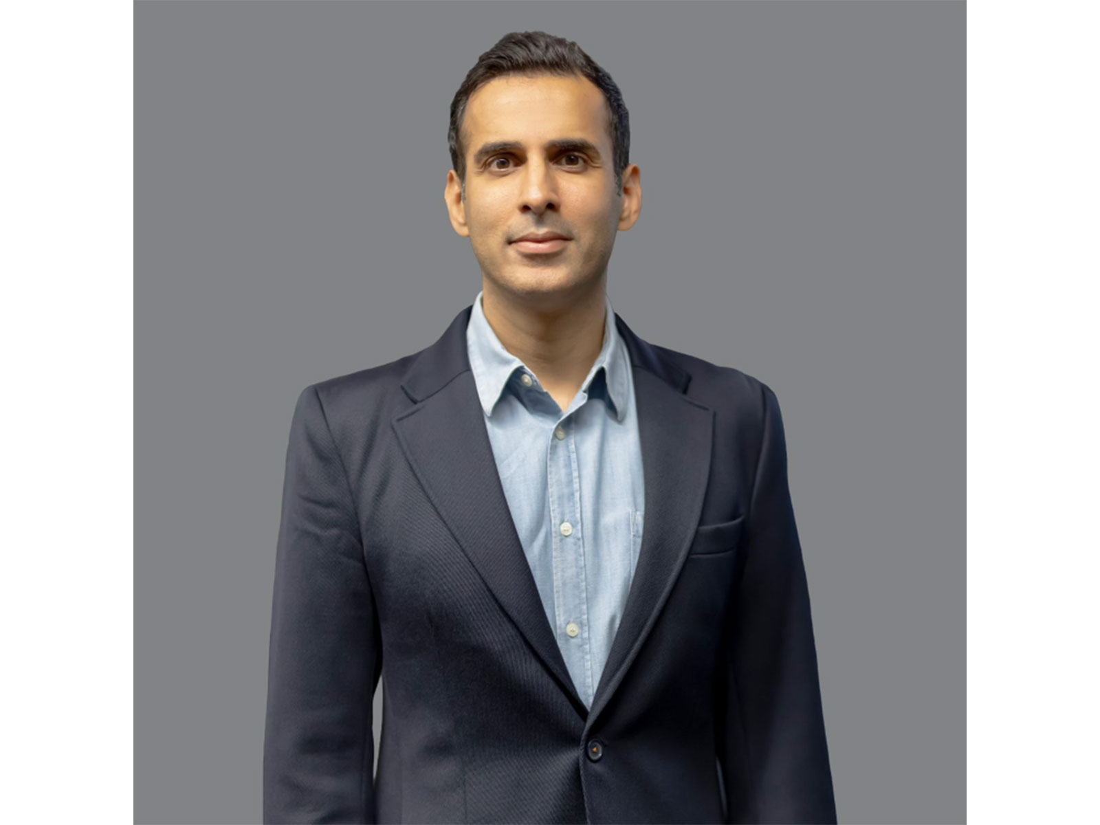  Akshay Dewani, Assetz