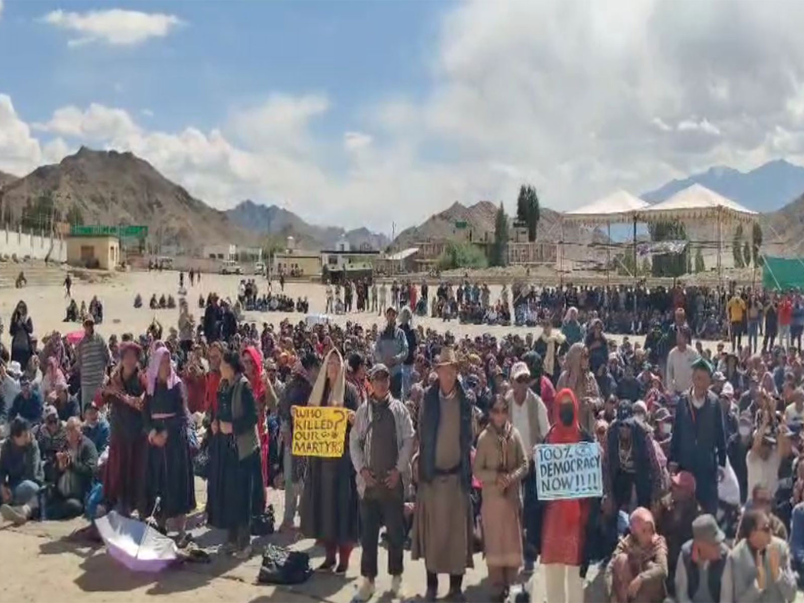 Citizens of Leh mark Shaheed Diwas (Photo/ANI)