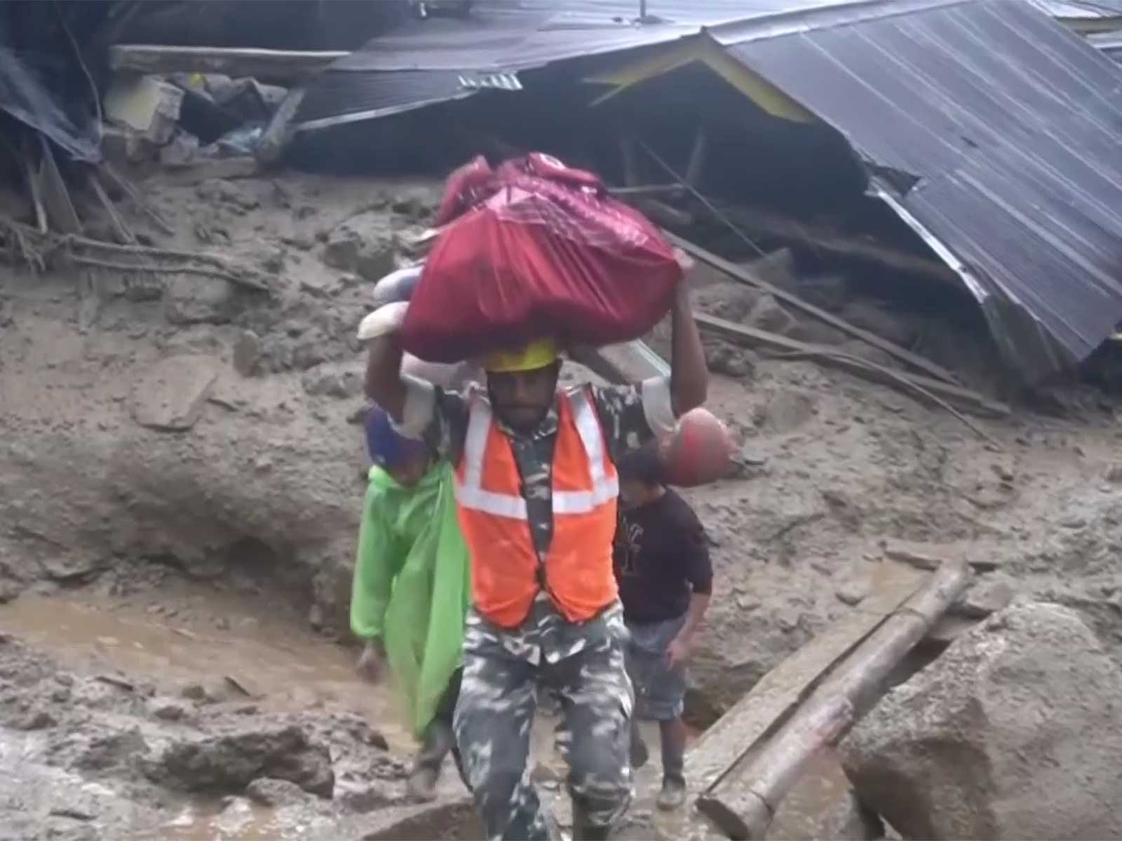 Families move to safe location amid landslide in Sikkim (Photo/ANI)