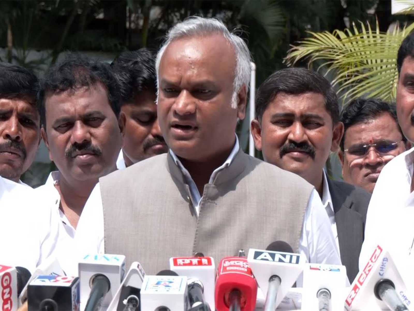  Karnataka Minister Priyank Kharge (Photo/ANI) 