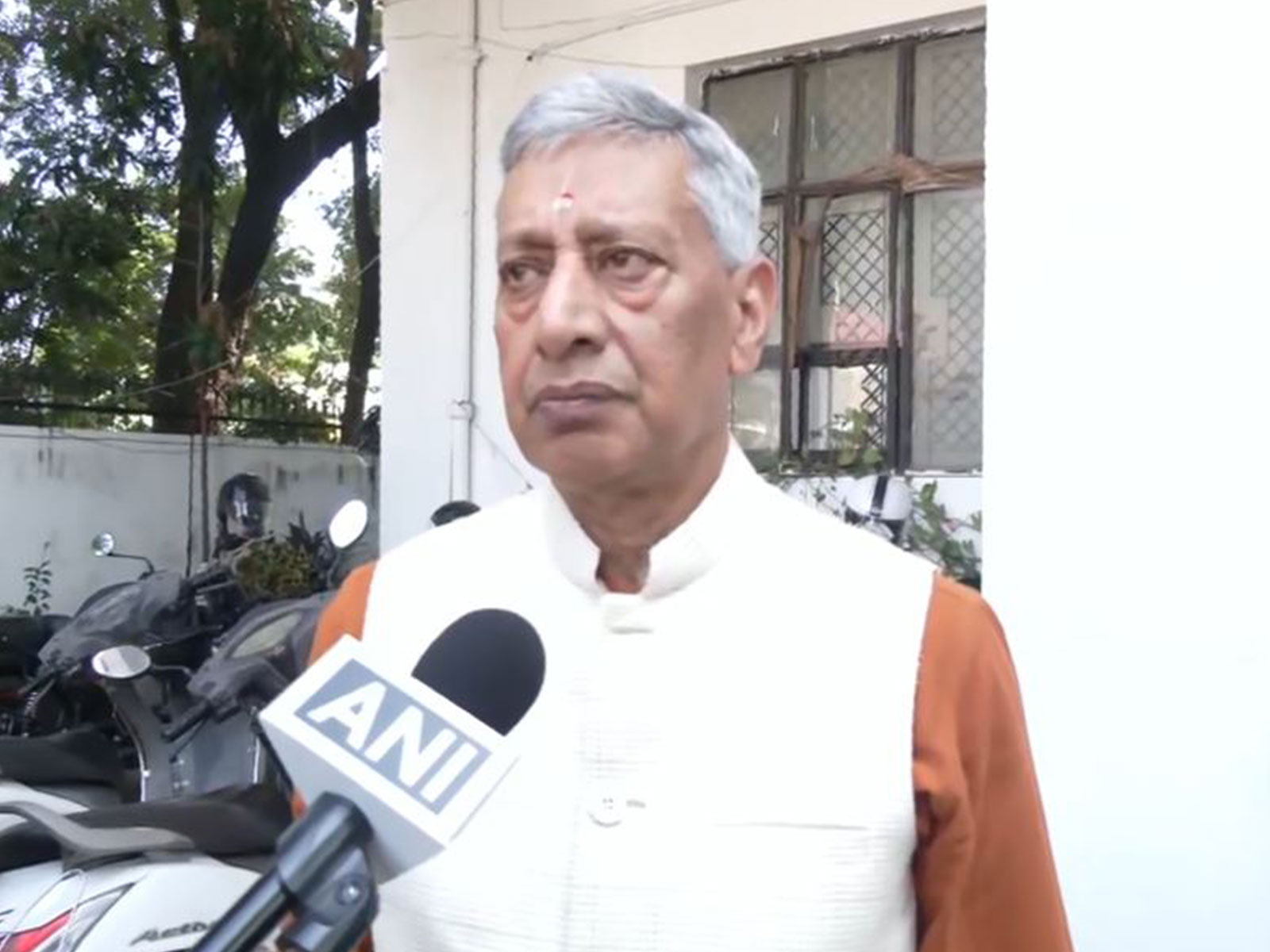 Former Jammu and Kashmir Police Director General S.P. Vaid (Photo/ANI)