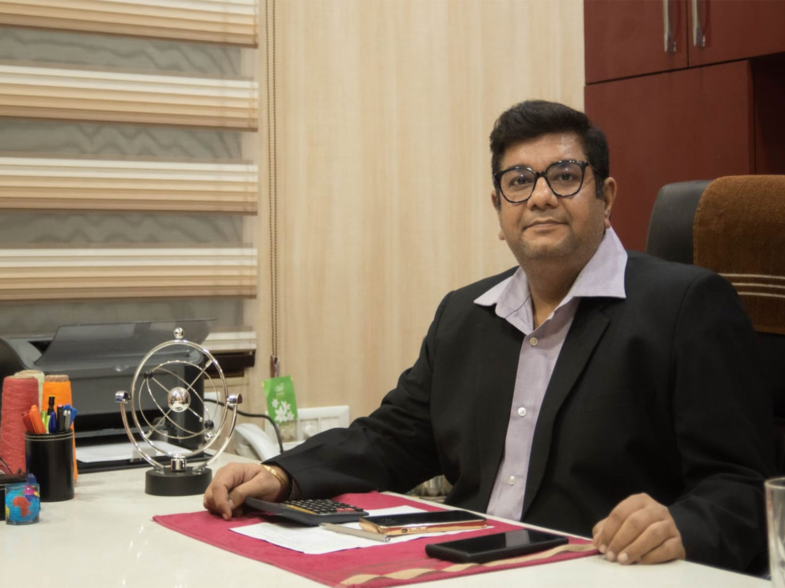 Integrated synthetic fibre and textile products manufacturer offers 64.40 lakh equity shares at ₹119–₹127 per share 