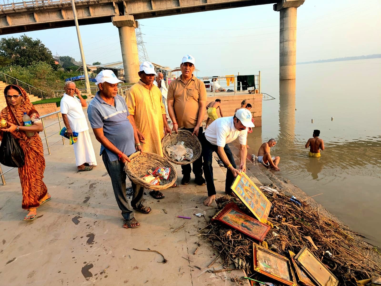 Ganga Aarti, cleanliness drive held in Varanasi (Photo: Namami Gange Varanasi)
