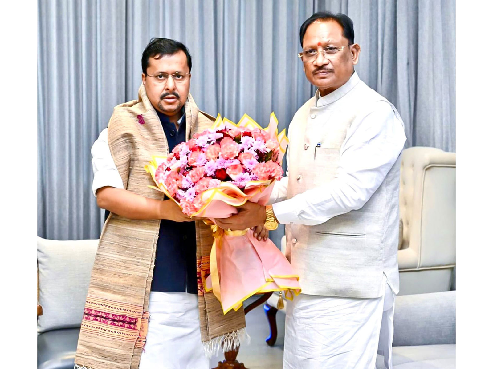 Chhattisgarh CM Vishnu Deo Sai meets BJP chief Nitin Nabin (Photo: CMO)