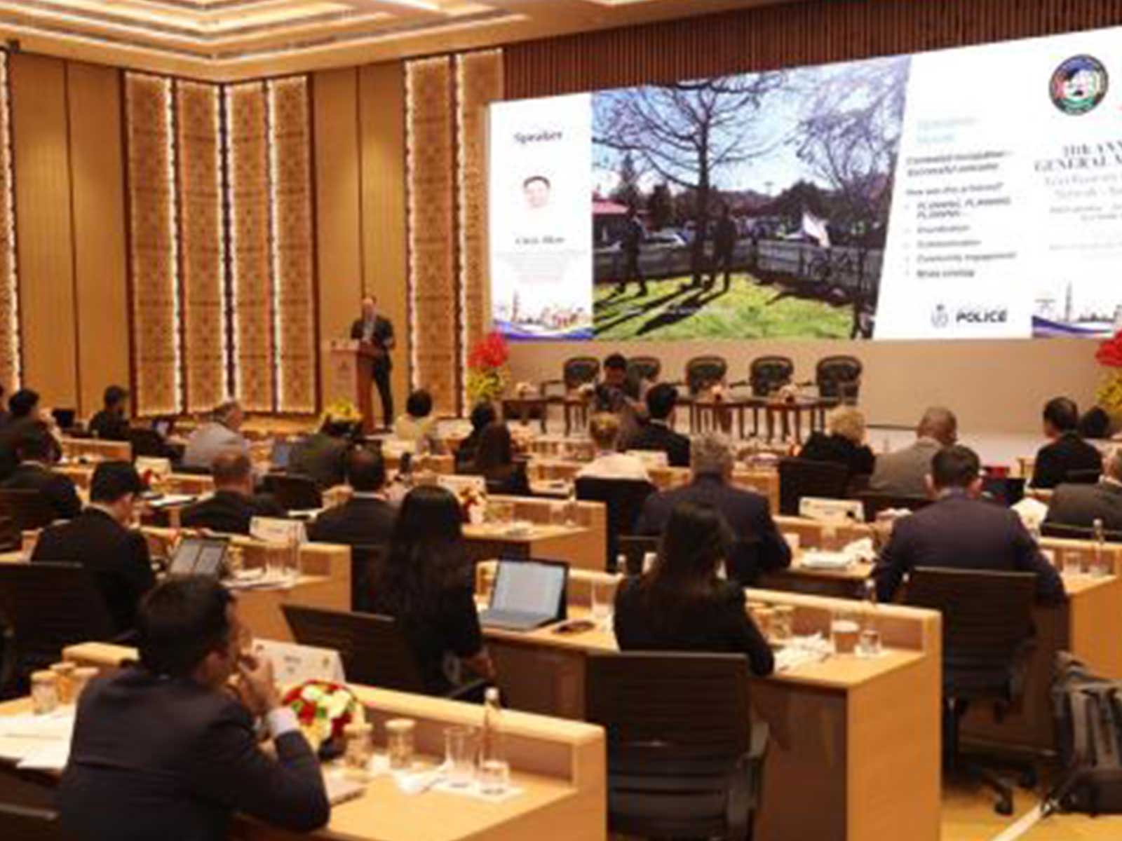 ED Director Rahul Navin addresses the closing session of the ARIN-AP AGM in New Delhi (Photo/ED)