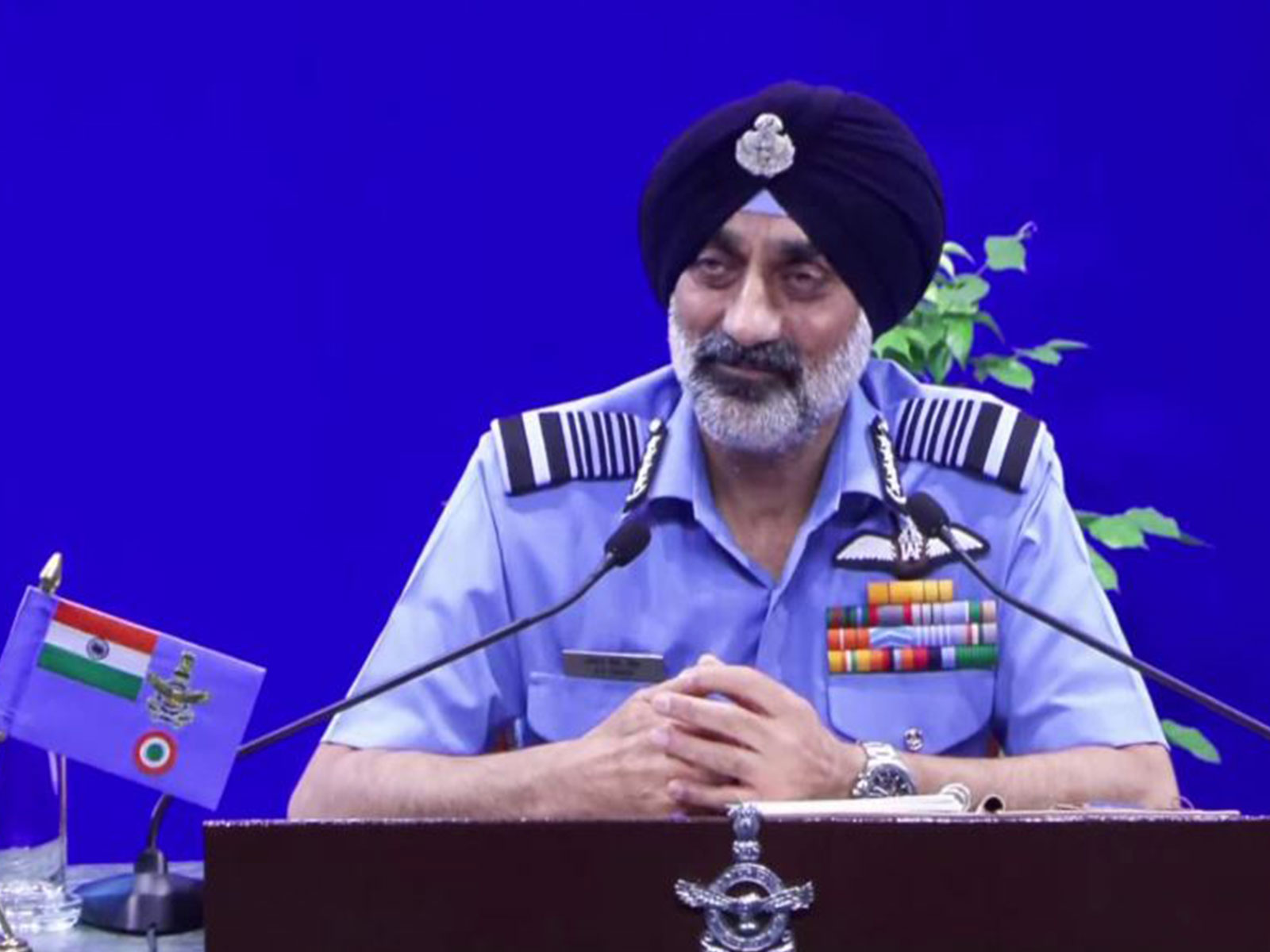  Indian Air Force Chief Air Chief Marshal AP Singh on Saturday praised Flydubai Captain Smit Machchhar for his exceptional bravery (Photo/ ANI)