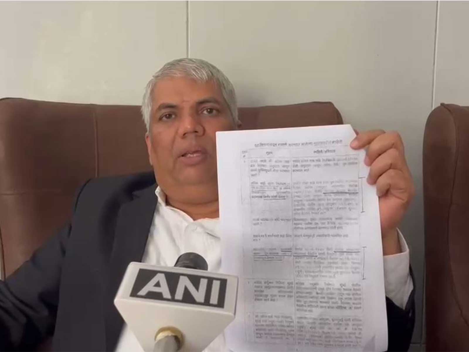 Advocate Nilesh Ojha (Photo/ANI)