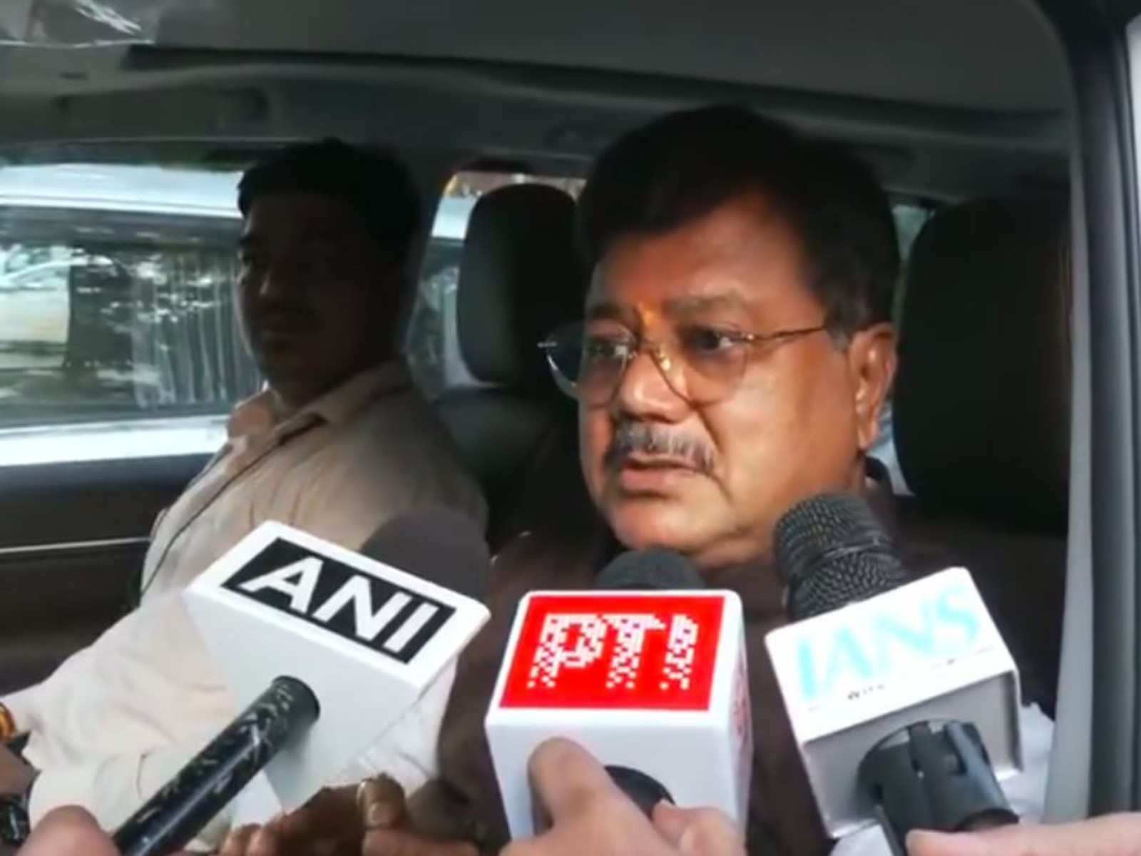 BJP) leader Pravin Darekar (Photo/ANI)