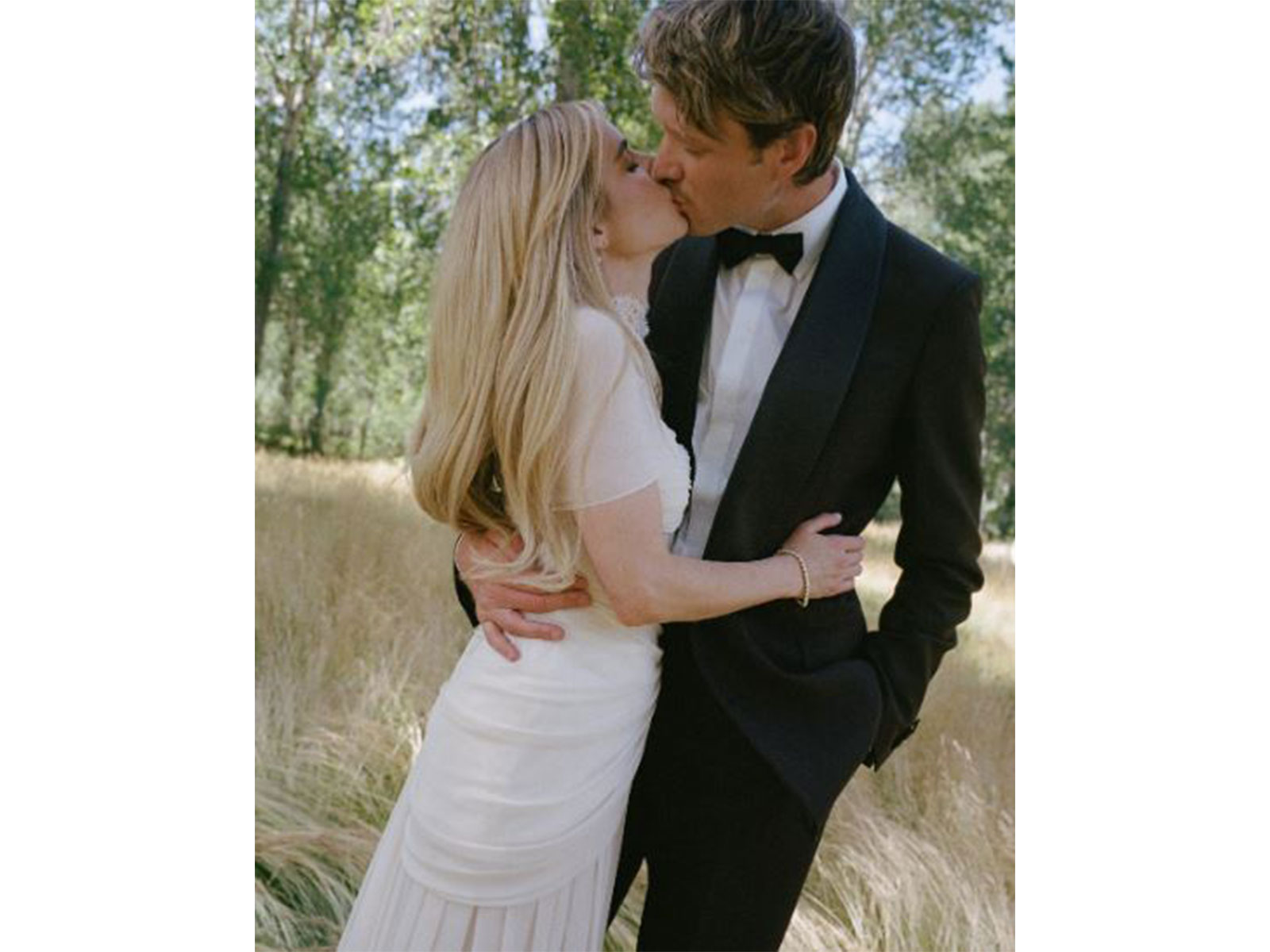 Emma Roberts, Cody John (Photo/instagram/@emmaroberts)