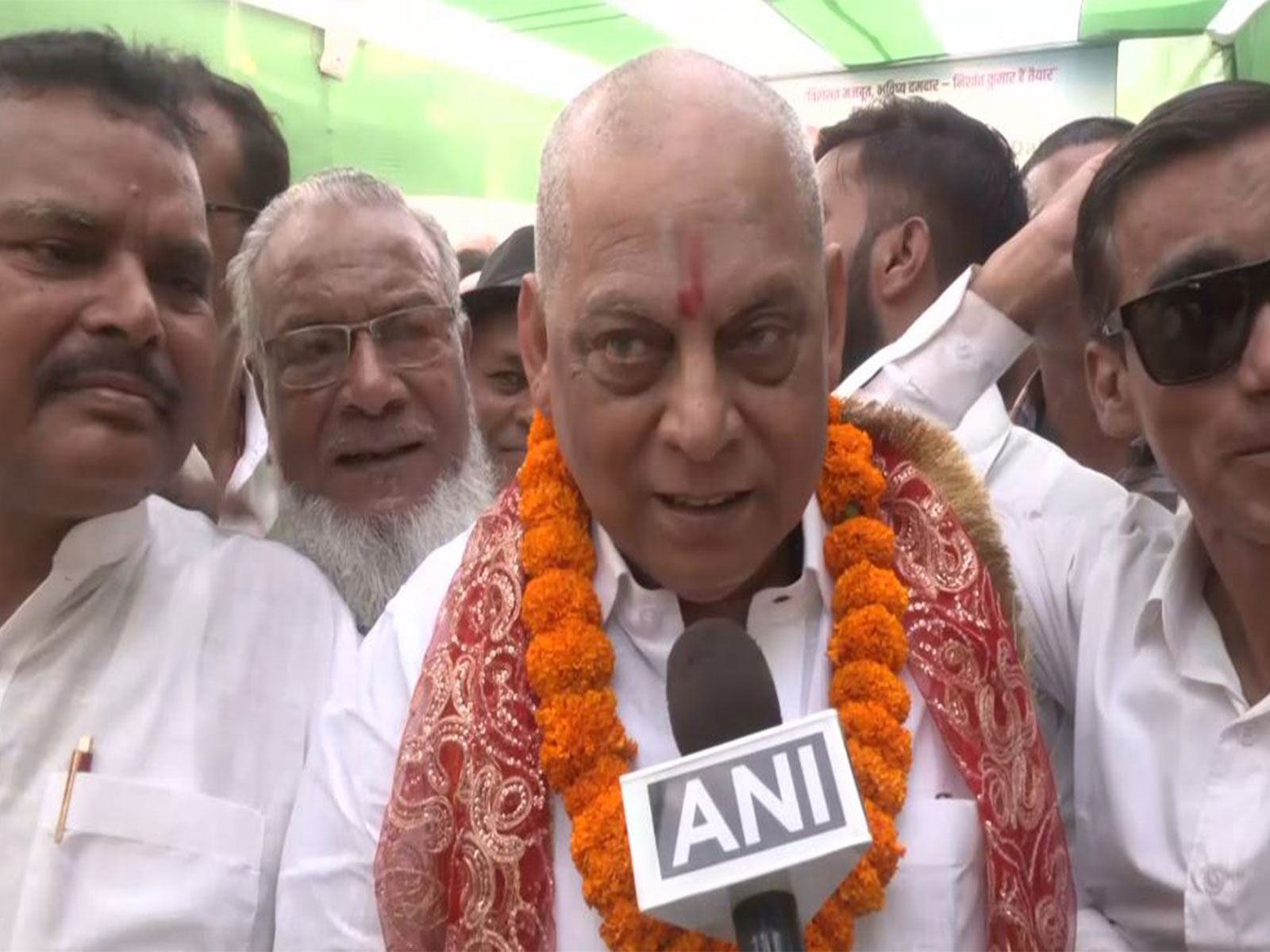 JD(U) candidate Neeraj Kumar (Photo/ANI) 