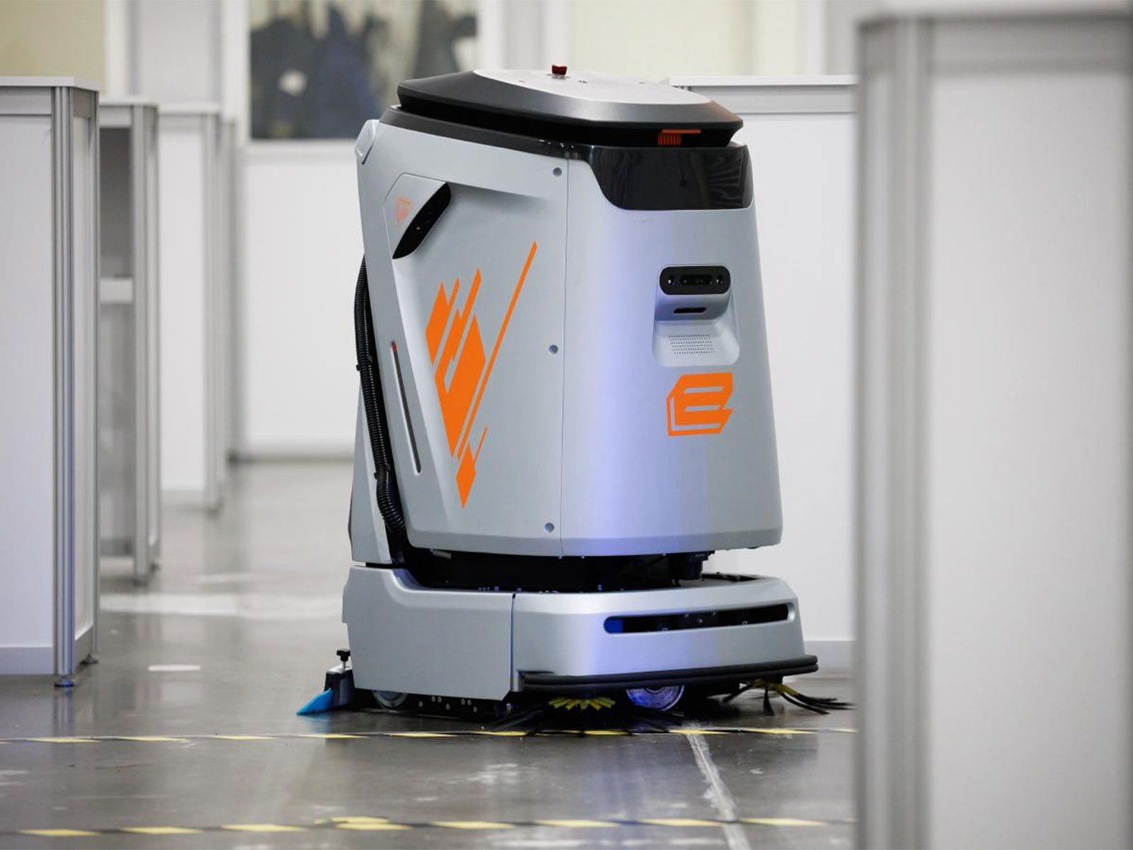 Cleaning Robots Are Already Operating in Russian Airports, Shopping Malls and Supermarkets