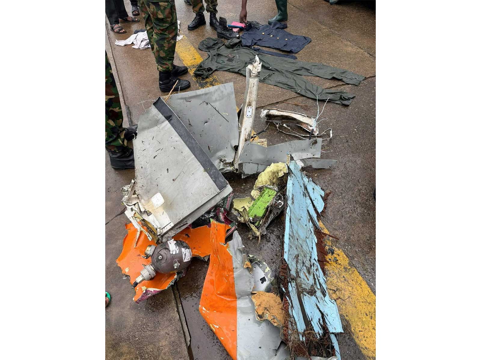 Wreckage of the military jet that crashed (Photo/Reuters)
