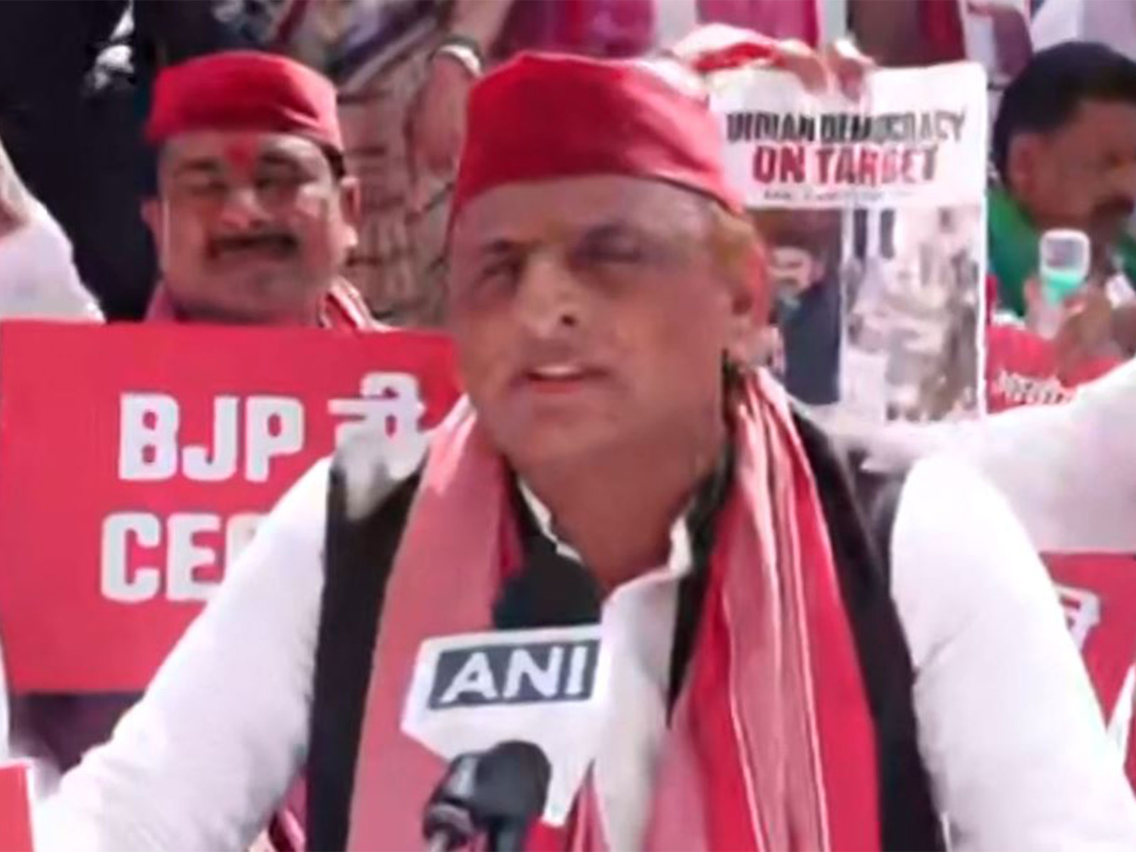  Samajwadi Party (SP) chief Akhilesh Yadav (Photo/ANI)