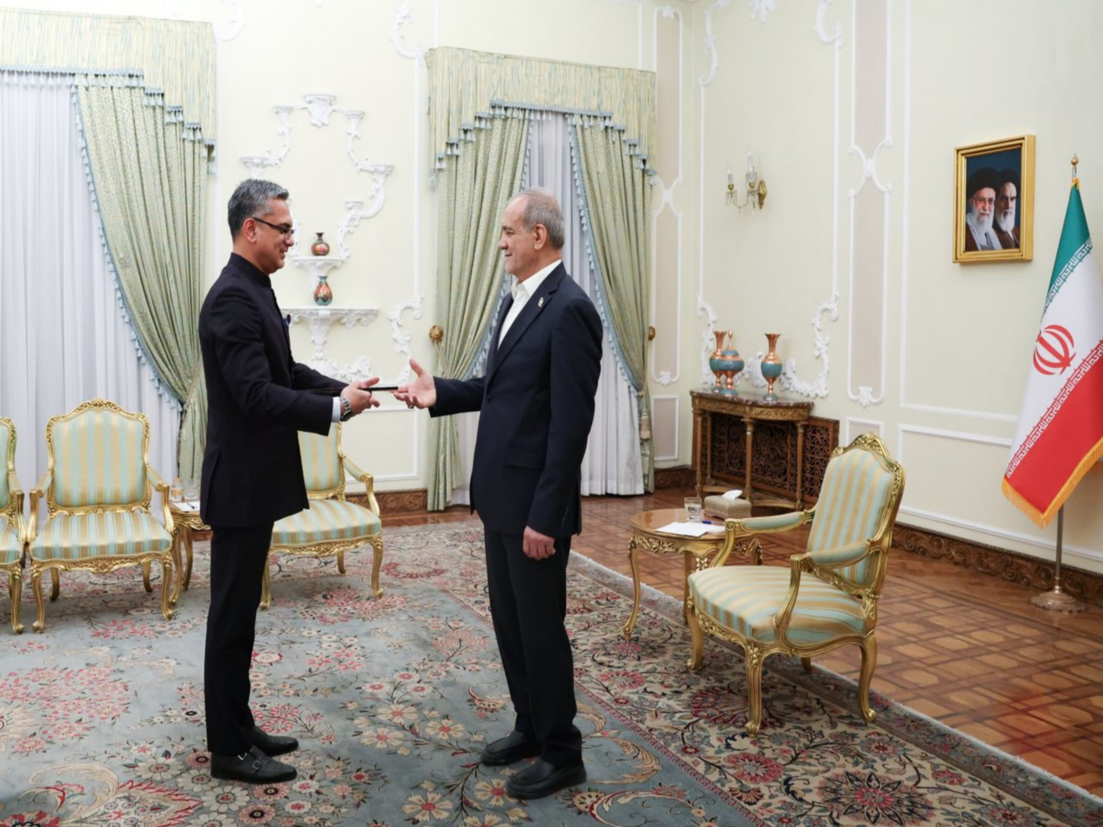 Indian Ambassador to Iran Vishwesh Negi presents his credentials to Iranian President Masoud Pezeshkian (Photo/X/@India_in_Iran)
