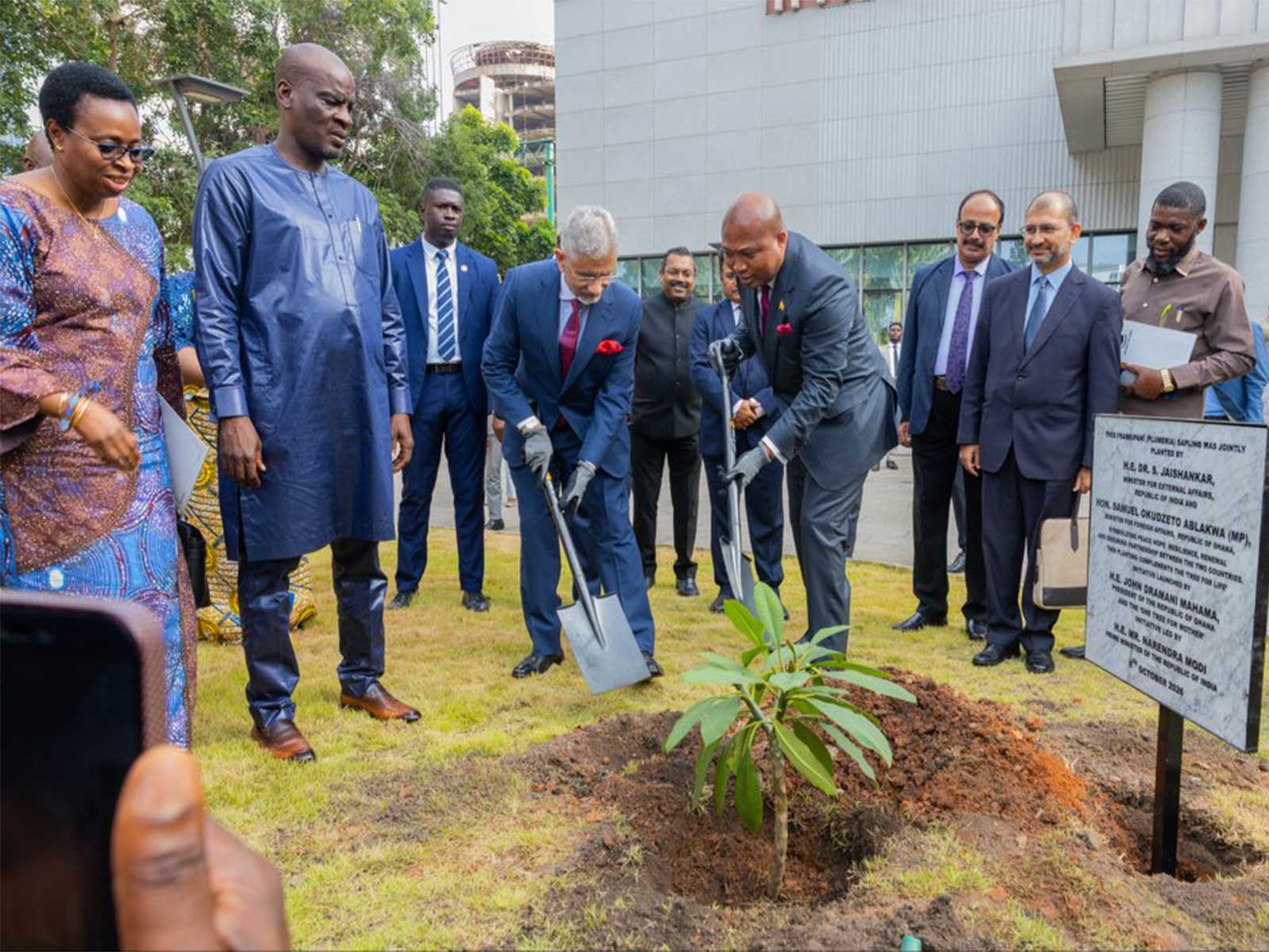 EAM Jaishankar joins Ghana FM, Education Minister in planting sapling in tribute to 'Ek Ped Maa Ke Naam’, ‘Tree for Life’ initiatives (Photo/X@DrSJaishankar)