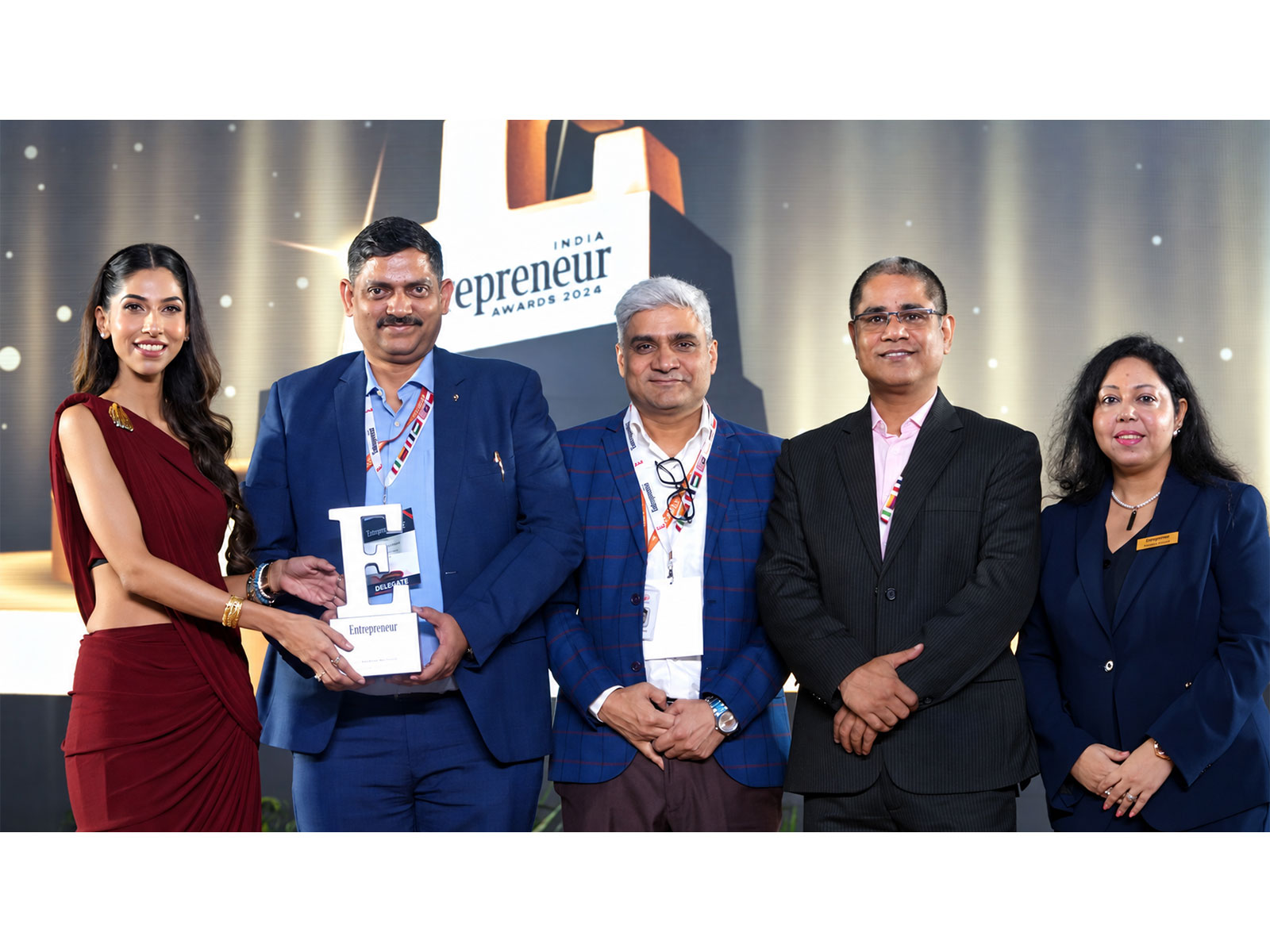 Megamax CMD Mr. Rajesh Singh receives the Entrepreneur Awards 2026