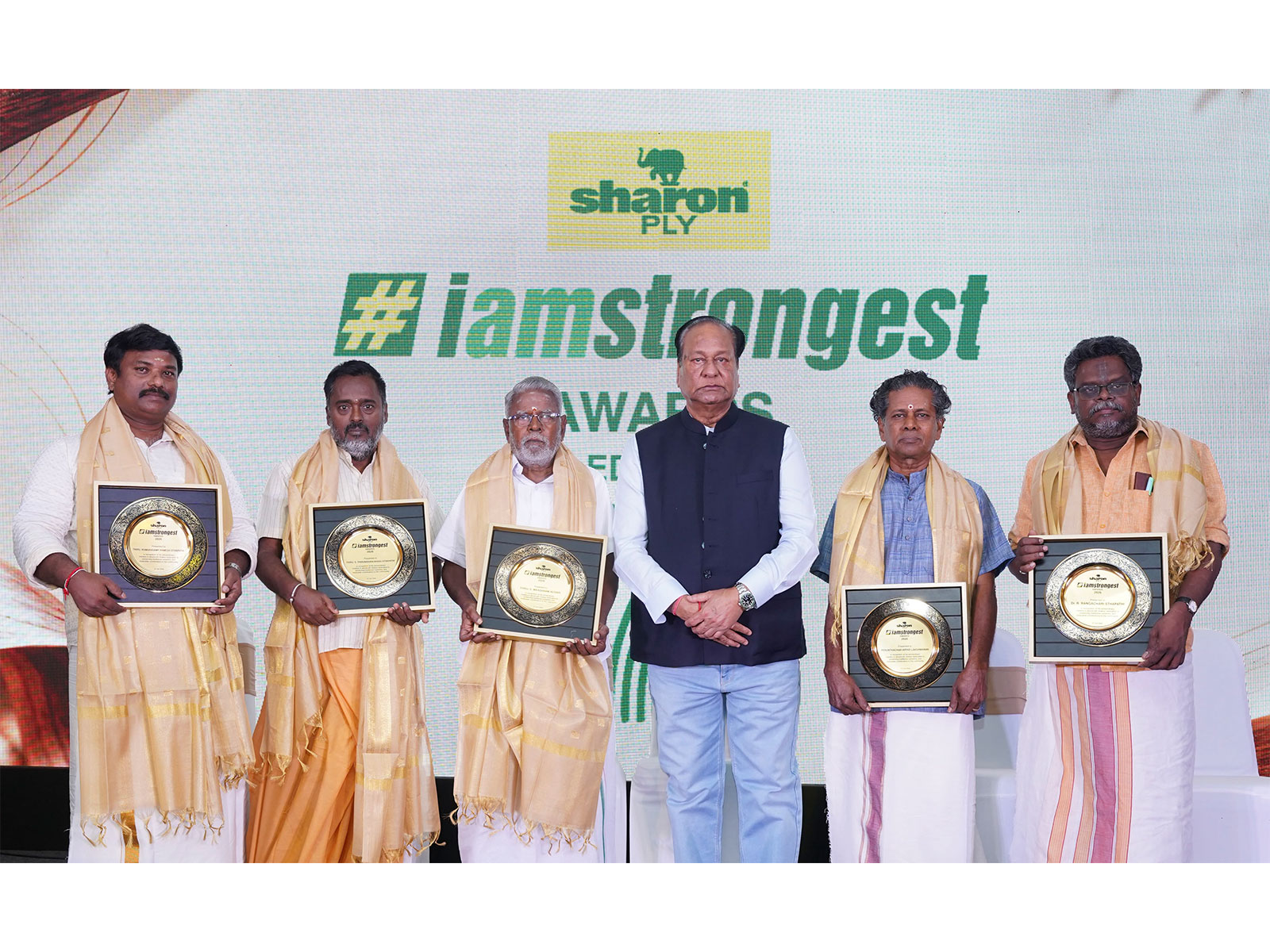 L-R: Kumarasamy Ramesh, S. Thirunavukkarasu, S. Maasnam, Vishnu Khemani, Appar Lakshmanan and R. Rangachari at I AM STRONGEST Awards