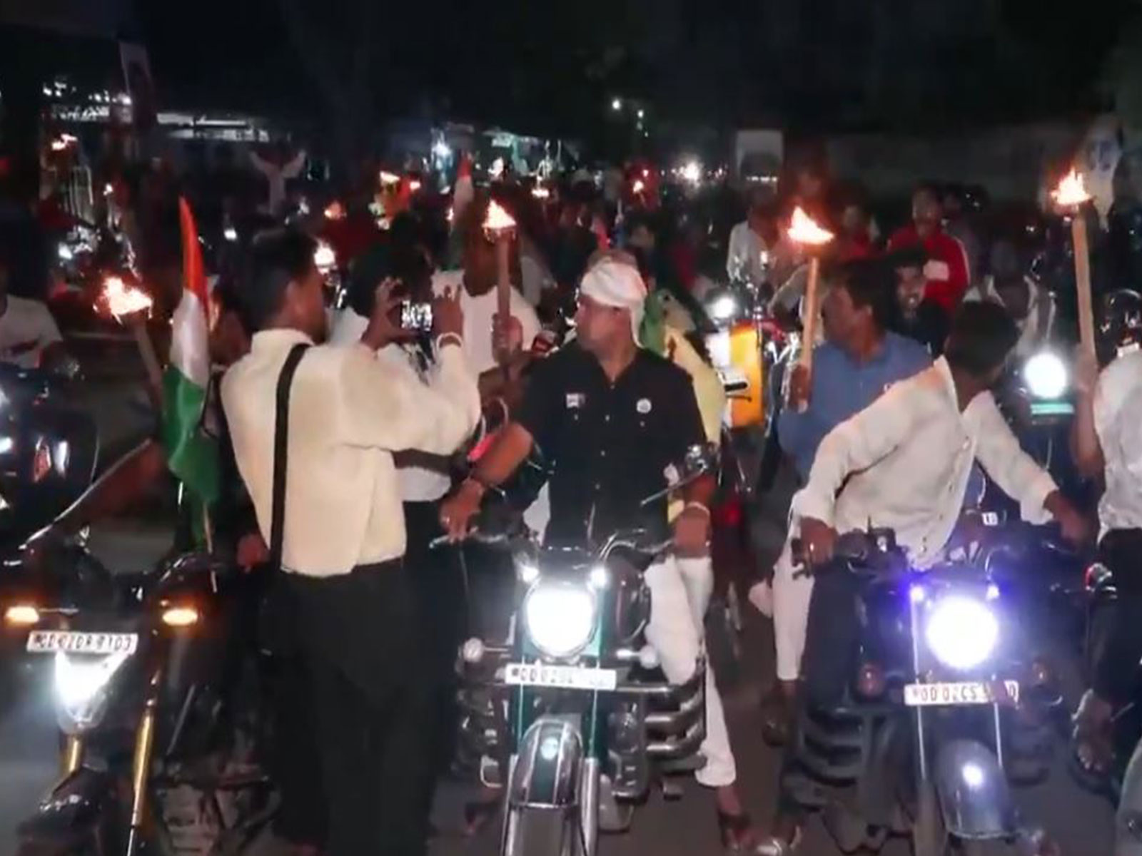 Torch rally organised by Odisha Congress ahead of Odisha bandh (Photo/ANI)