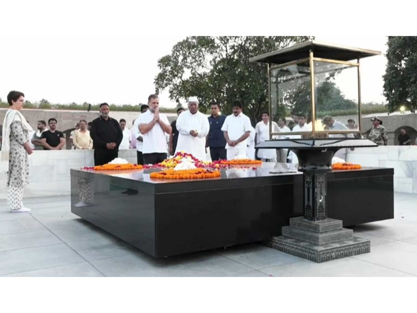 Congress President Mallikarjun Kharge, Lok Sabha LoP Rahul Gandhi, and MP Priyanka Gandhi Vadra pays tribute to Mahatama Gandhi (Photo/ANI)