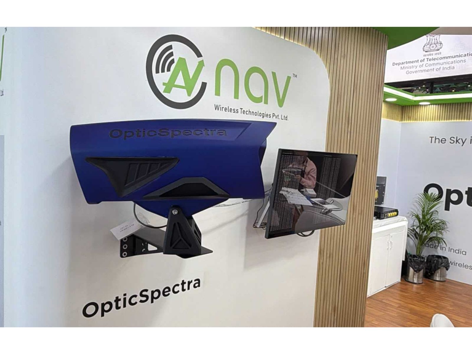India-developed OpticSpectra 40G uses laser-based Free Space Optical communication to deliver high-capacity connectivity; targets telecom and defence networks